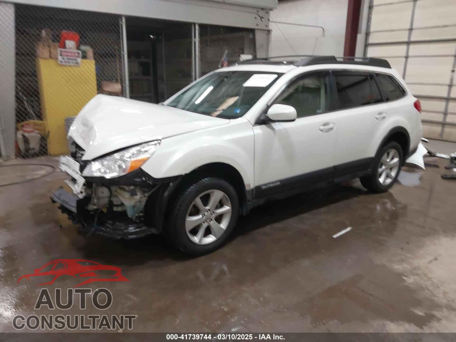 SUBARU OUTBACK 2014 - 4S4BRBDC4E3238319