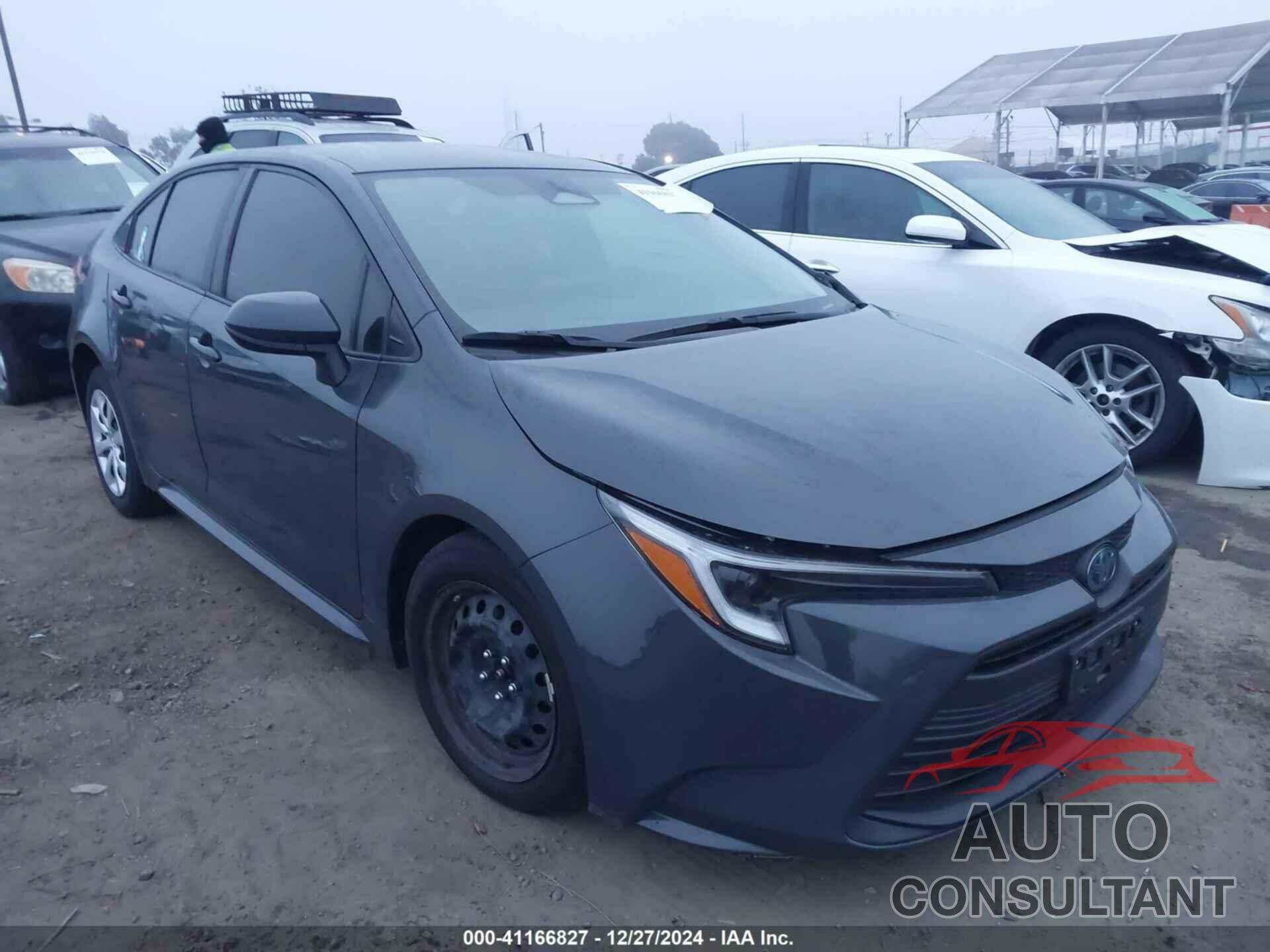 TOYOTA COROLLA 2023 - JTDBCMFE8P3000931