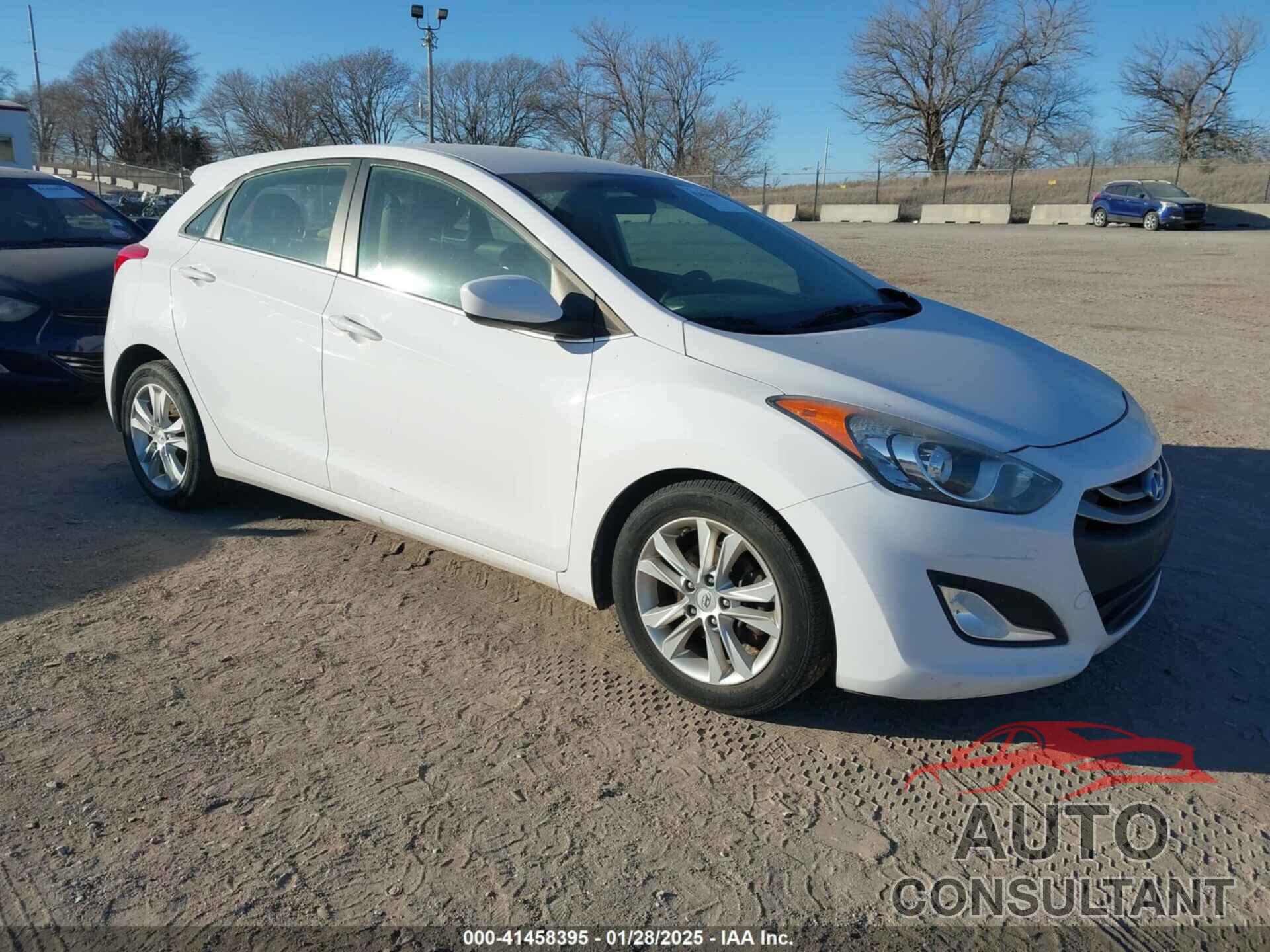 HYUNDAI ELANTRA GT 2014 - KMHD35LH1EU207872