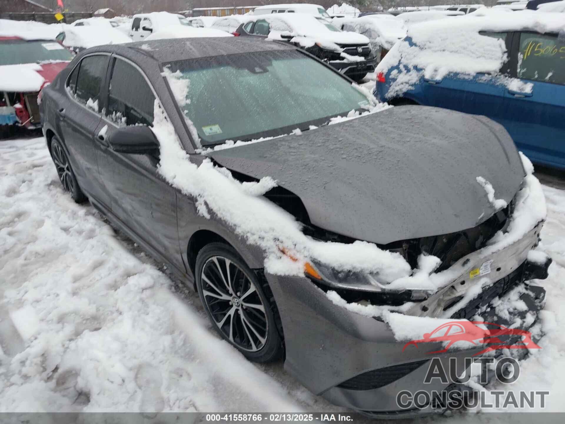 TOYOTA CAMRY HYBRID 2018 - 4T1B21HK8JU008903