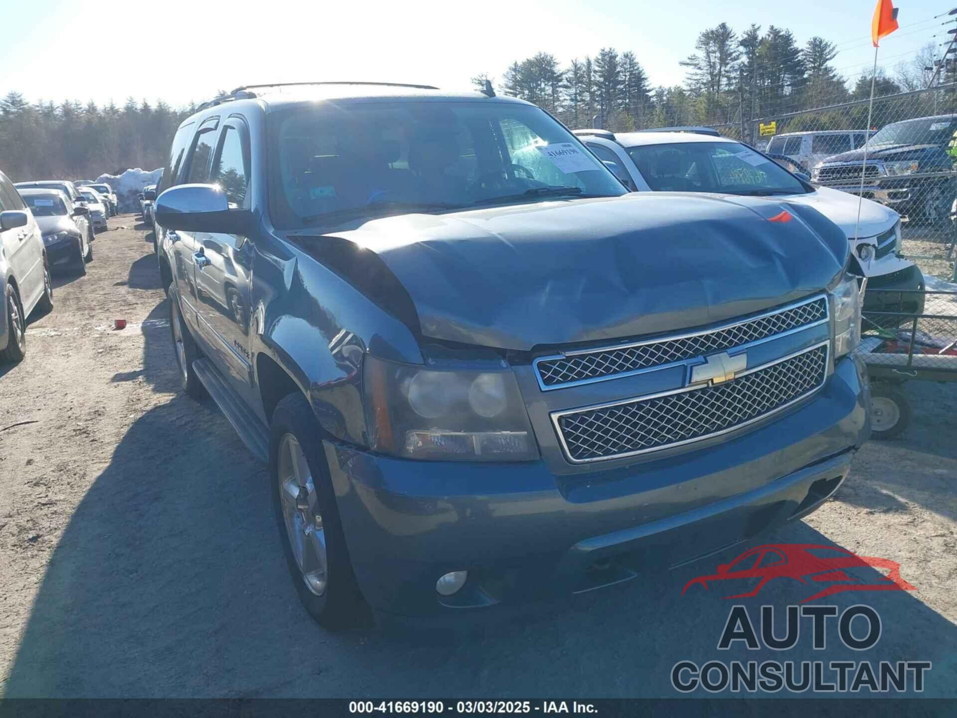 CHEVROLET TAHOE 2010 - 1GNUKCE08AR198725