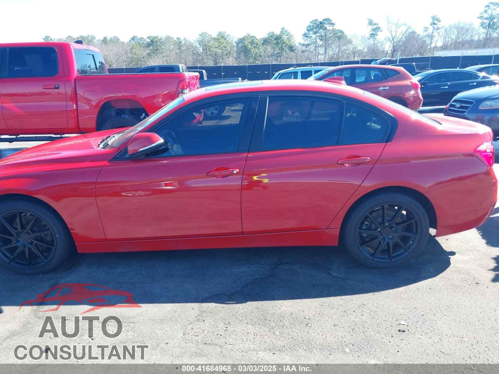 BMW 320I 2016 - WBA8E5G50GNU20841
