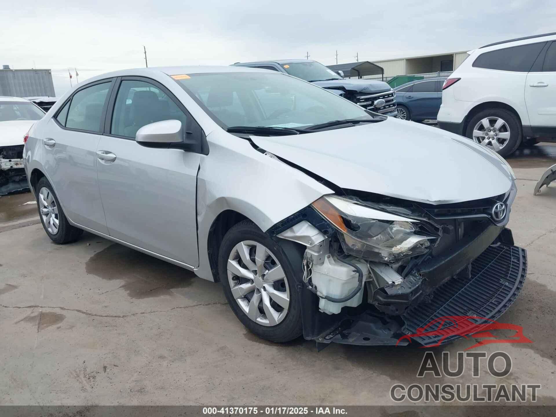 TOYOTA COROLLA 2015 - 5YFBURHE5FP340700