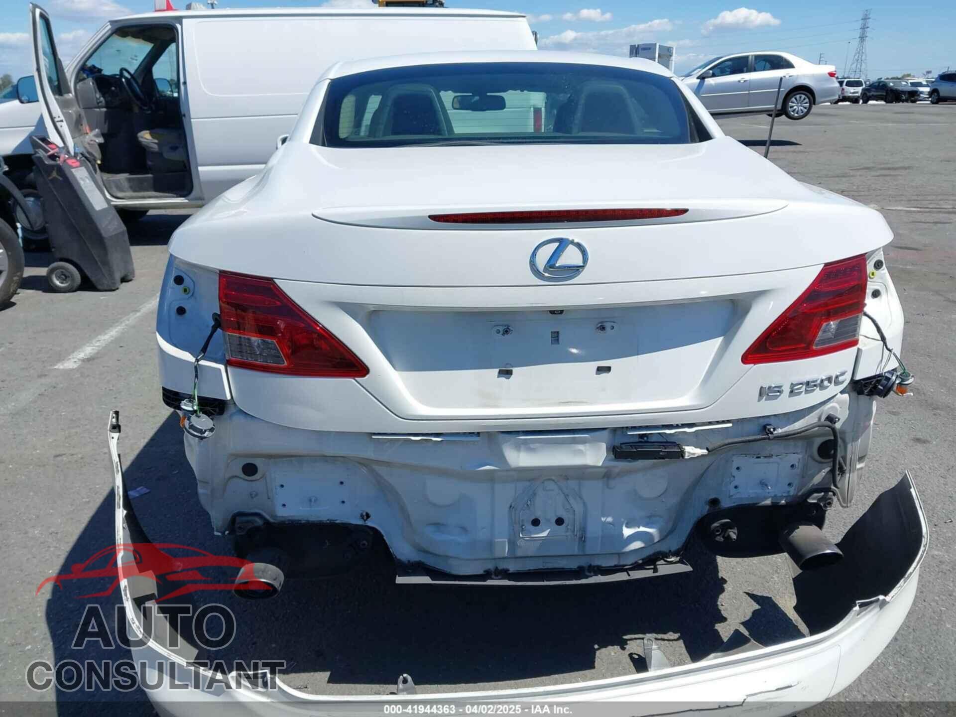 LEXUS IS 250C 2012 - JTHFF2C24C2522011