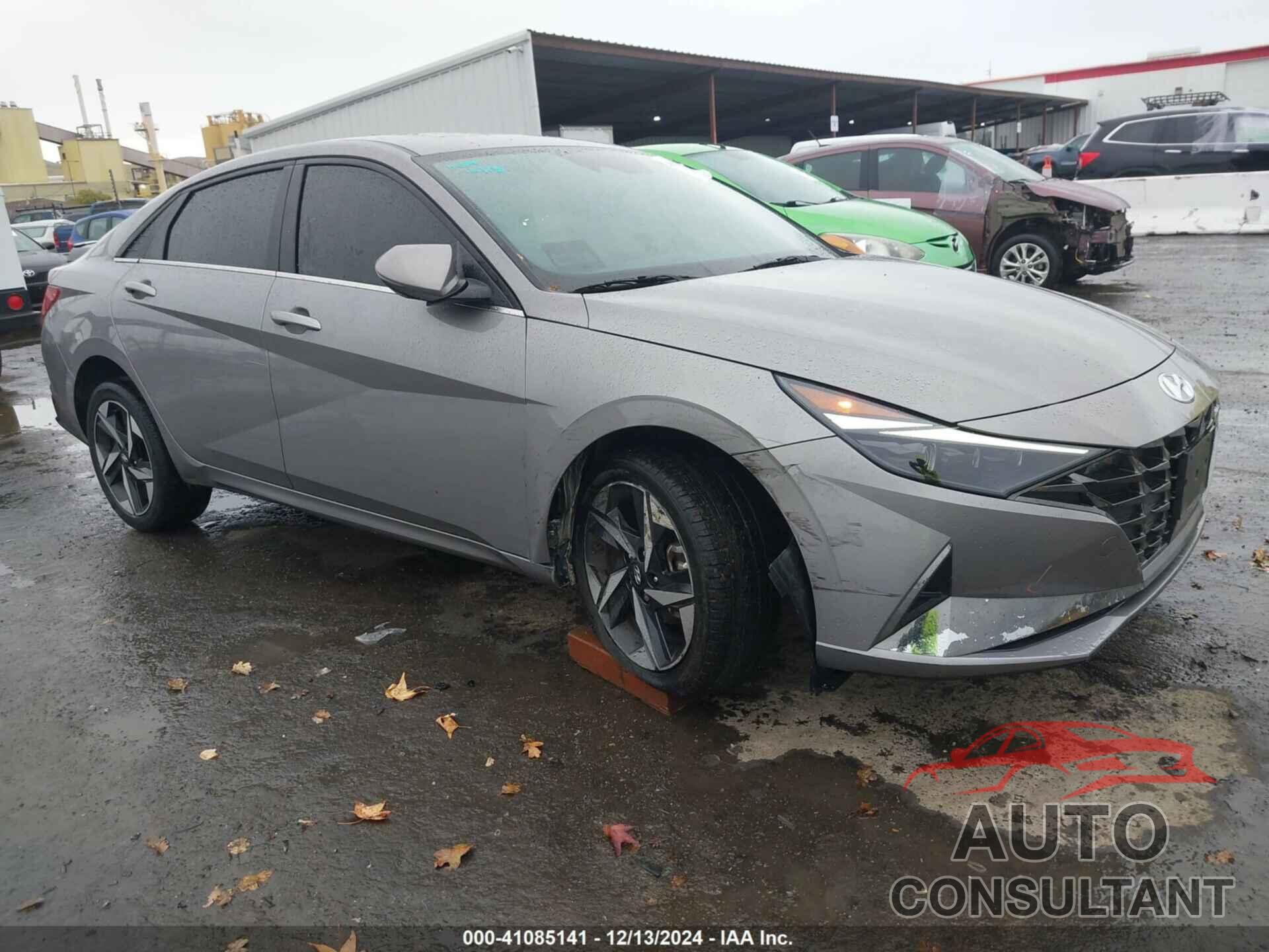 HYUNDAI ELANTRA 2021 - KMHLP4AG5MU170196
