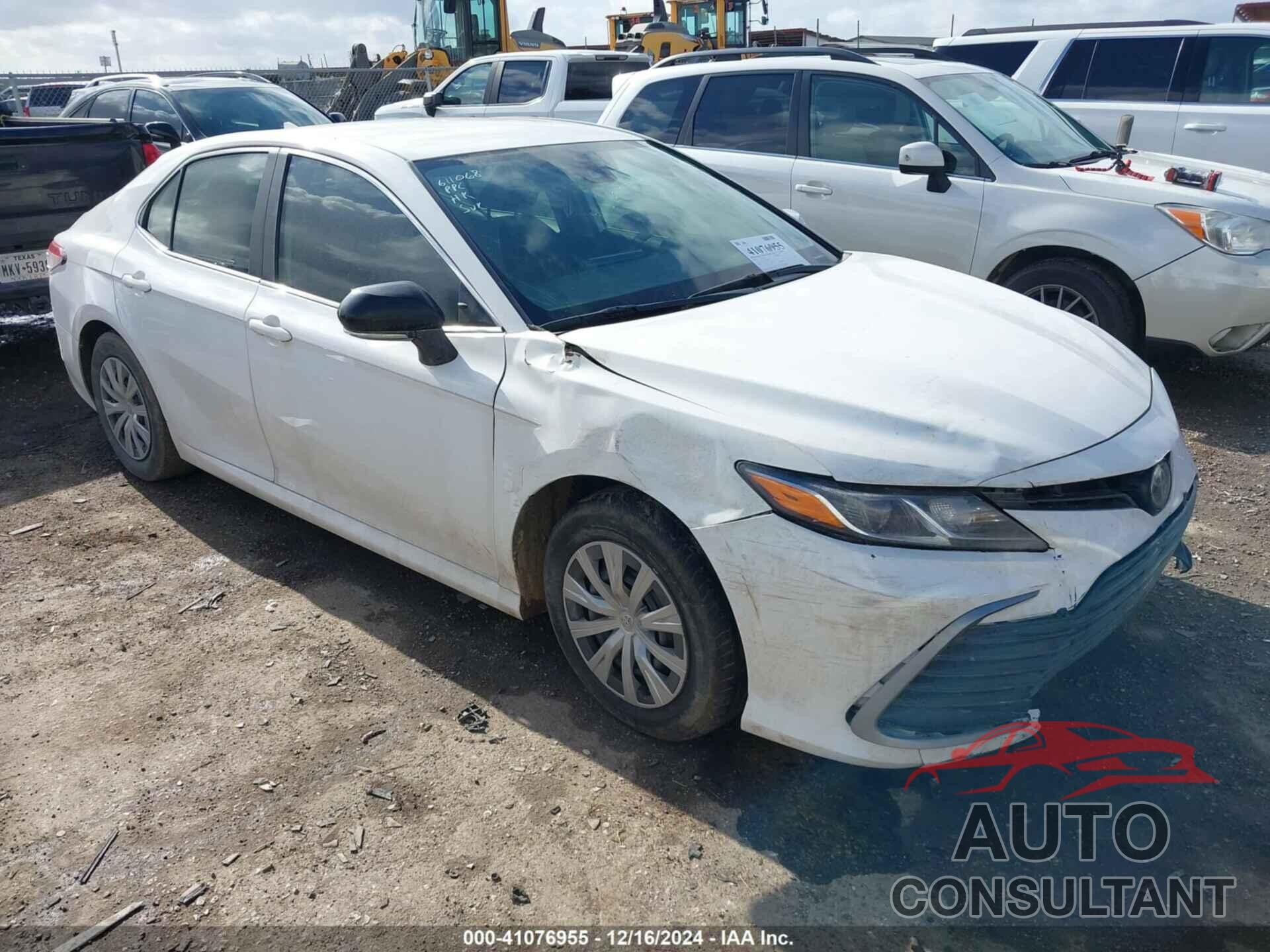 TOYOTA CAMRY 2023 - 4T1C31AK7PU611068