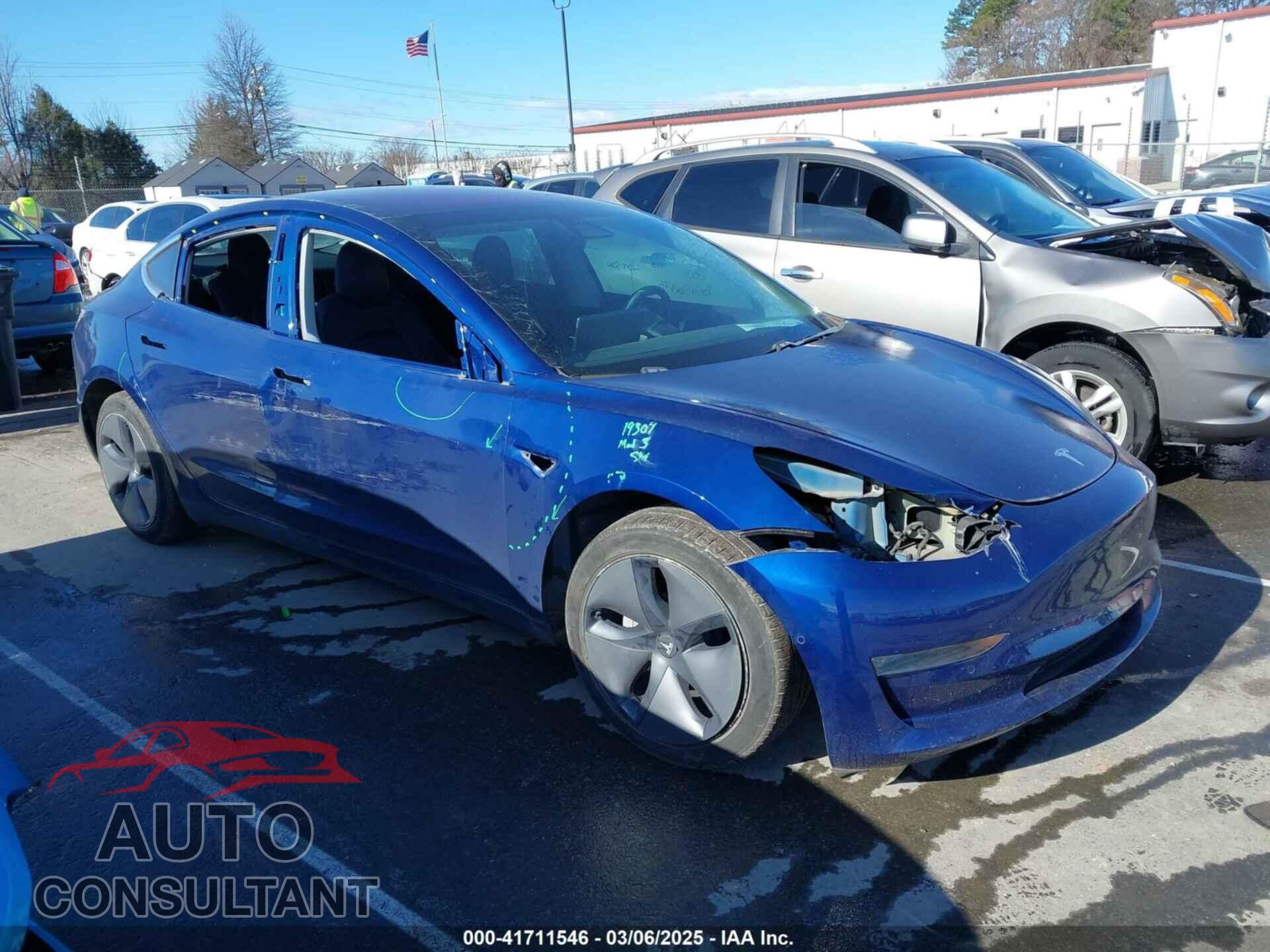 TESLA MODEL 3 2018 - 5YJ3E1EA4JF036136