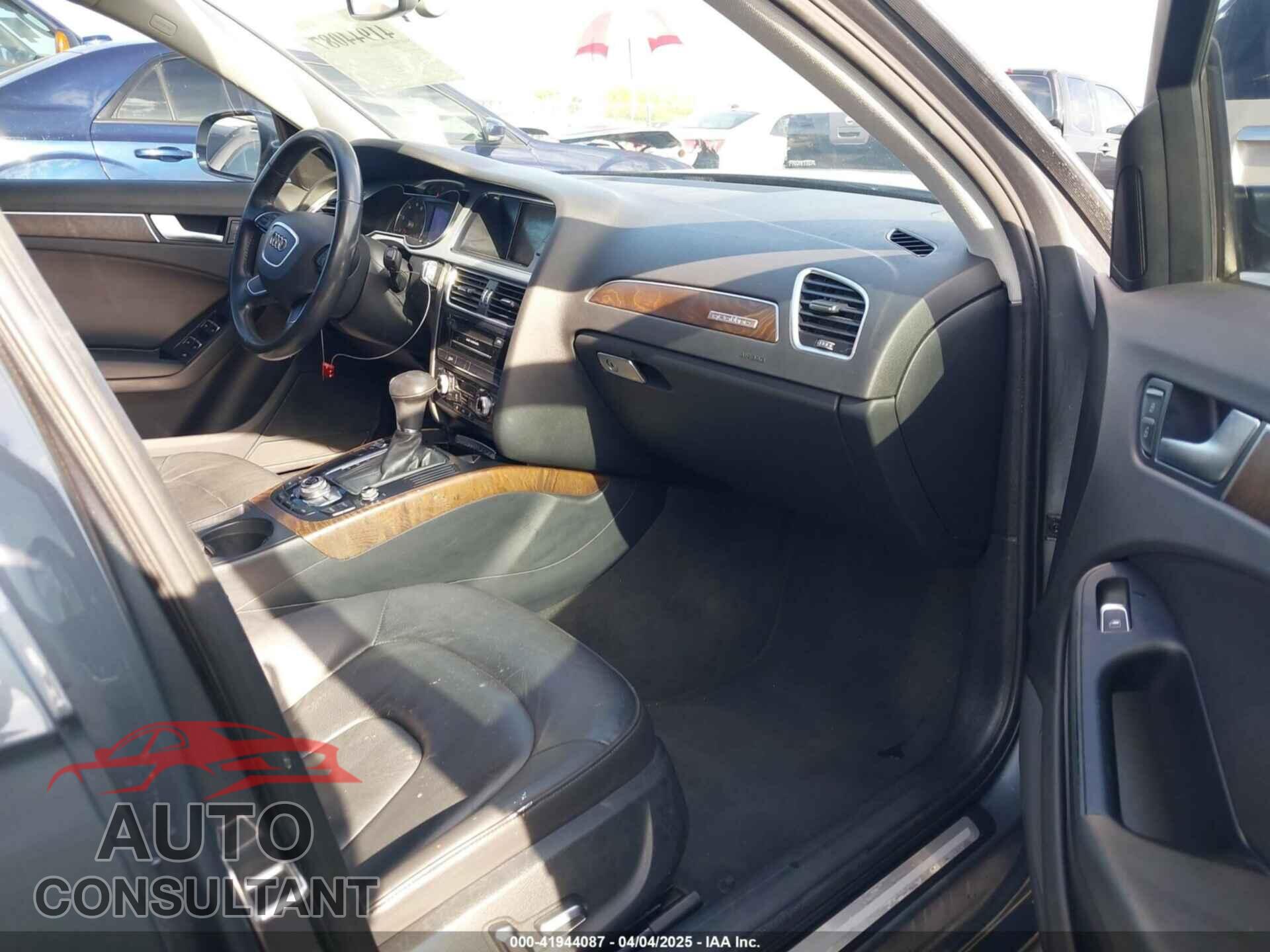 AUDI A4 2015 - WAUBFAFL0FN043664