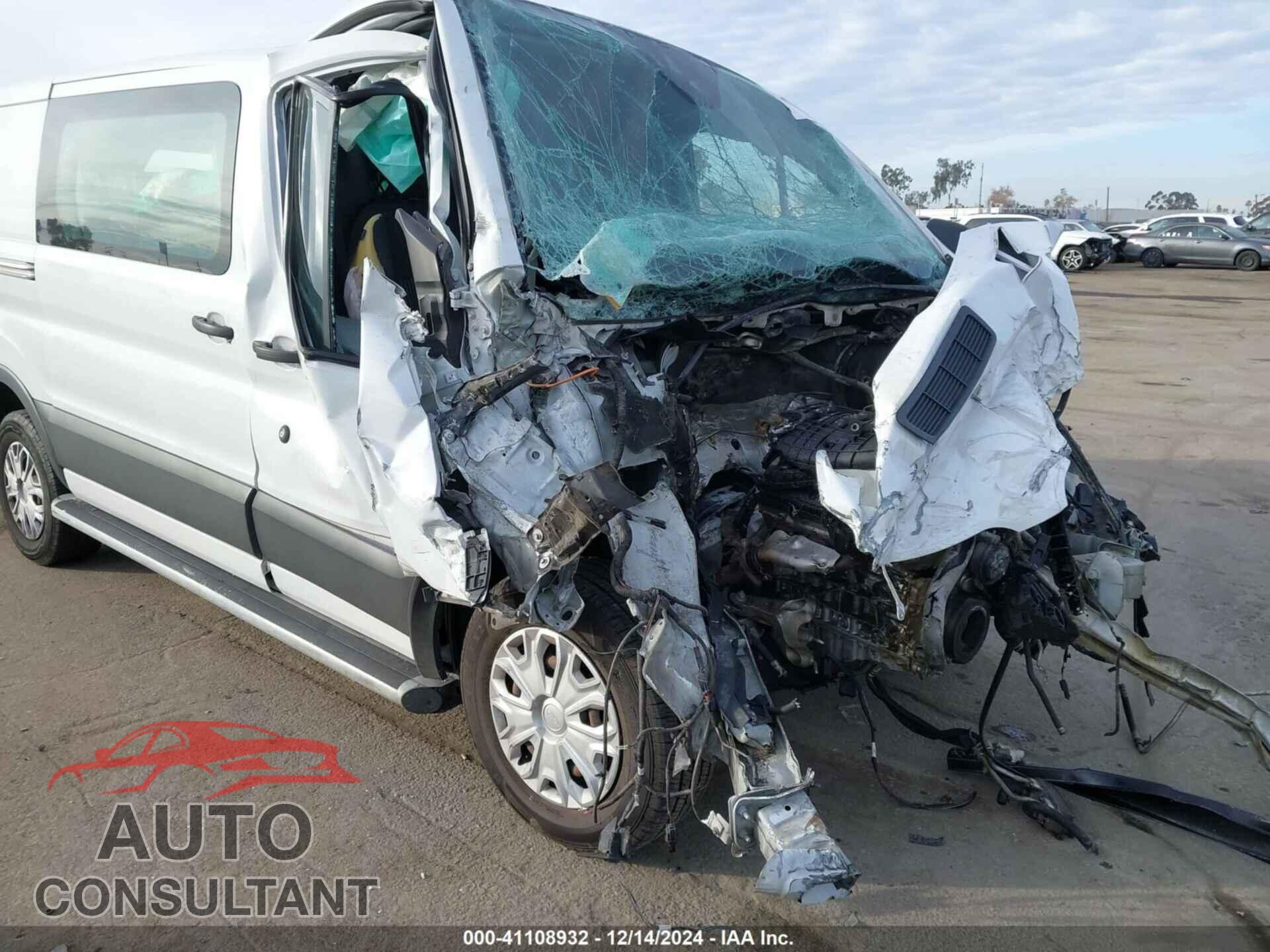 FORD TRANSIT-250 2019 - 1FTYR1YM2KKB01876