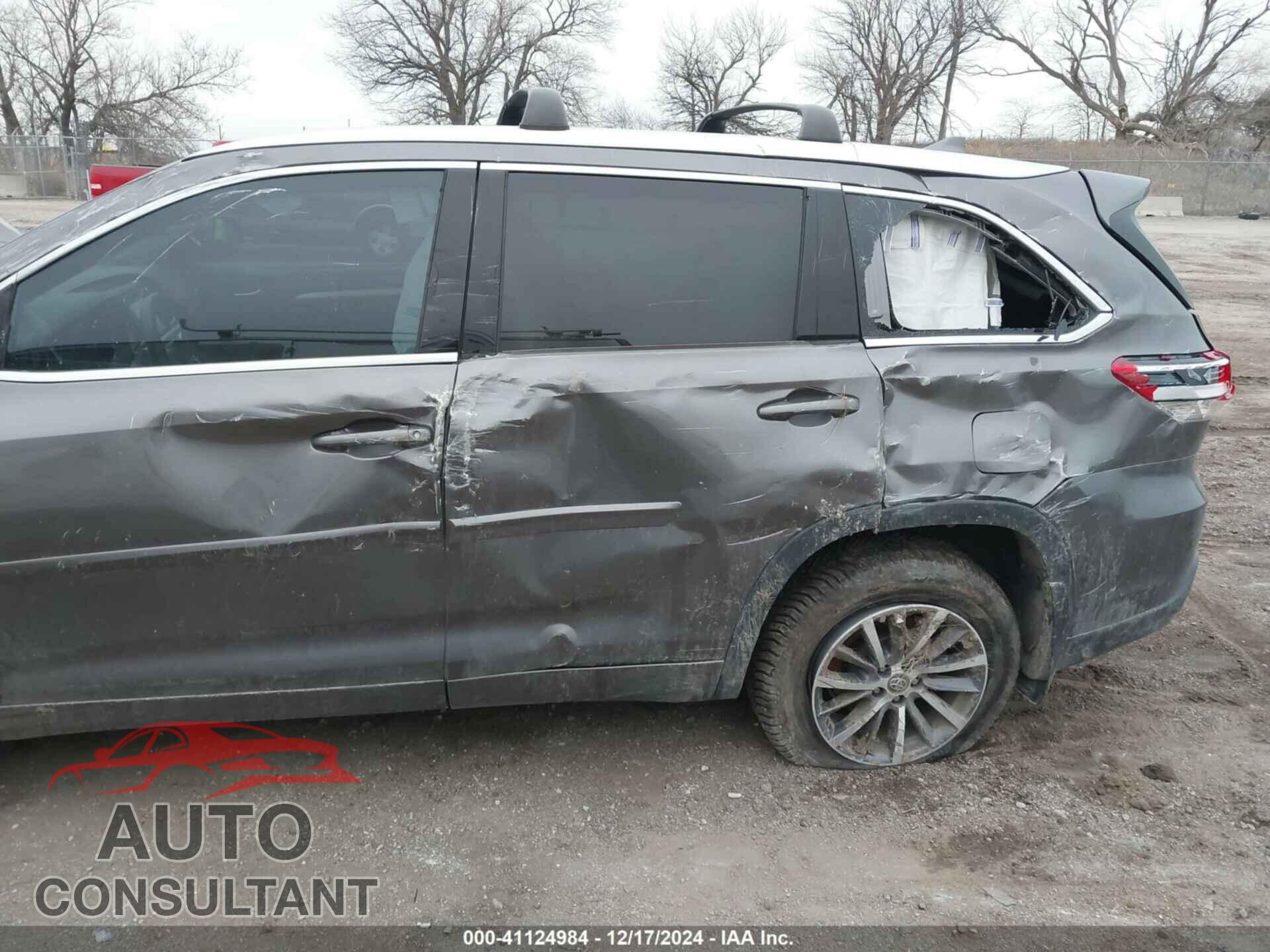TOYOTA HIGHLANDER 2017 - 5TDJZRFH4HS403645