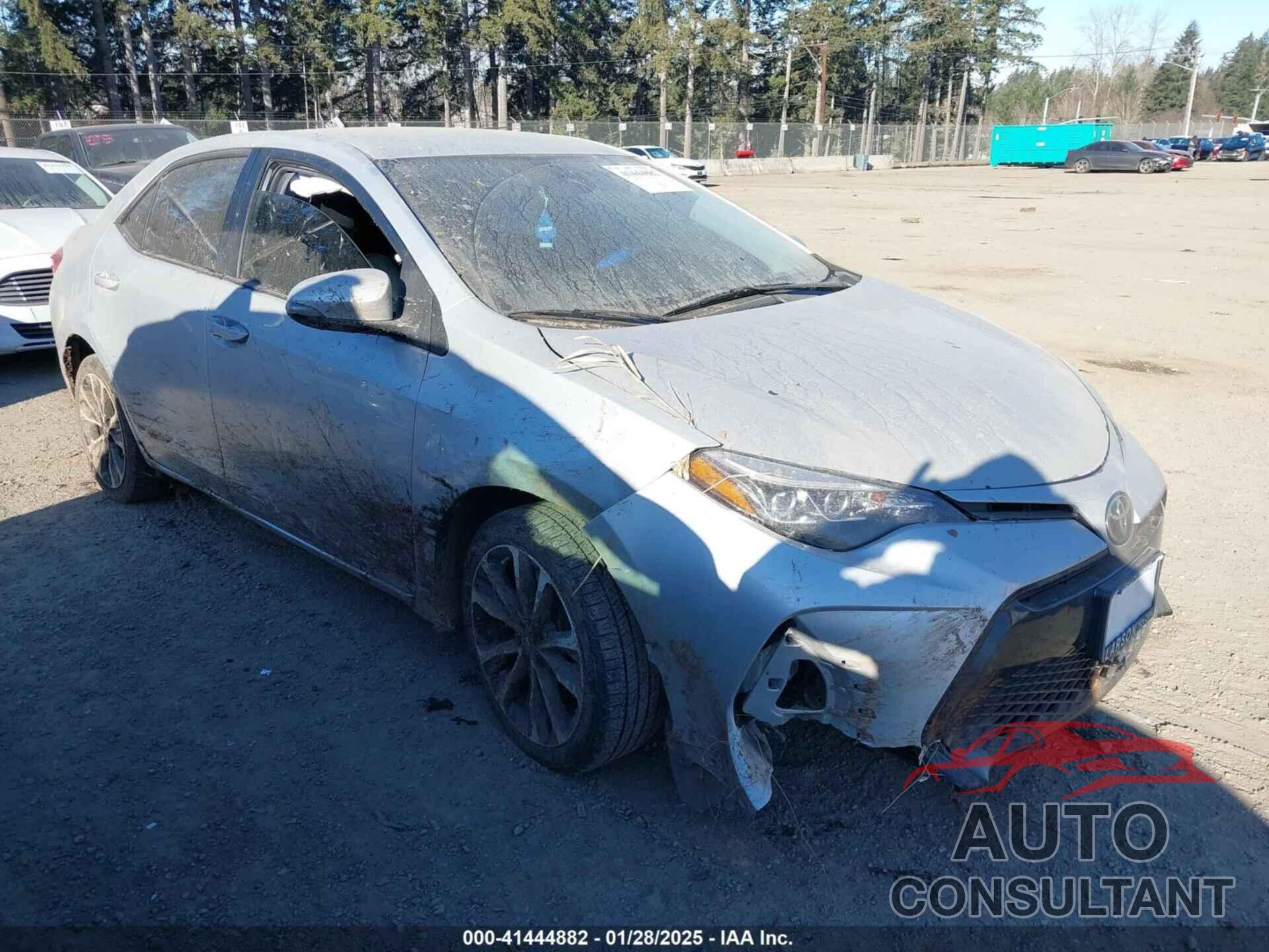 TOYOTA COROLLA 2018 - 2T1BURHE2JC053999