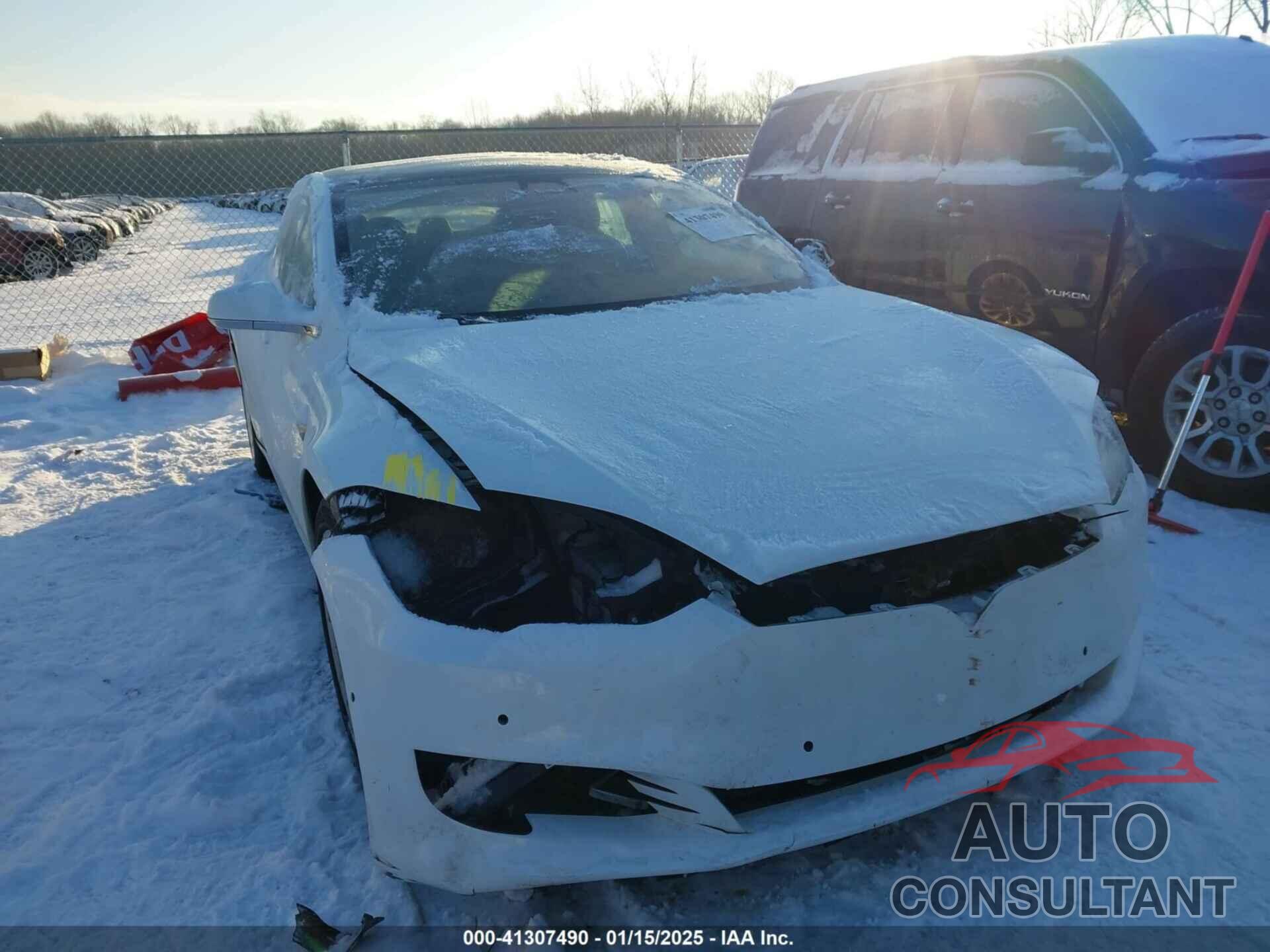 TESLA MODEL S 2017 - 5YJSA1E20HF199215