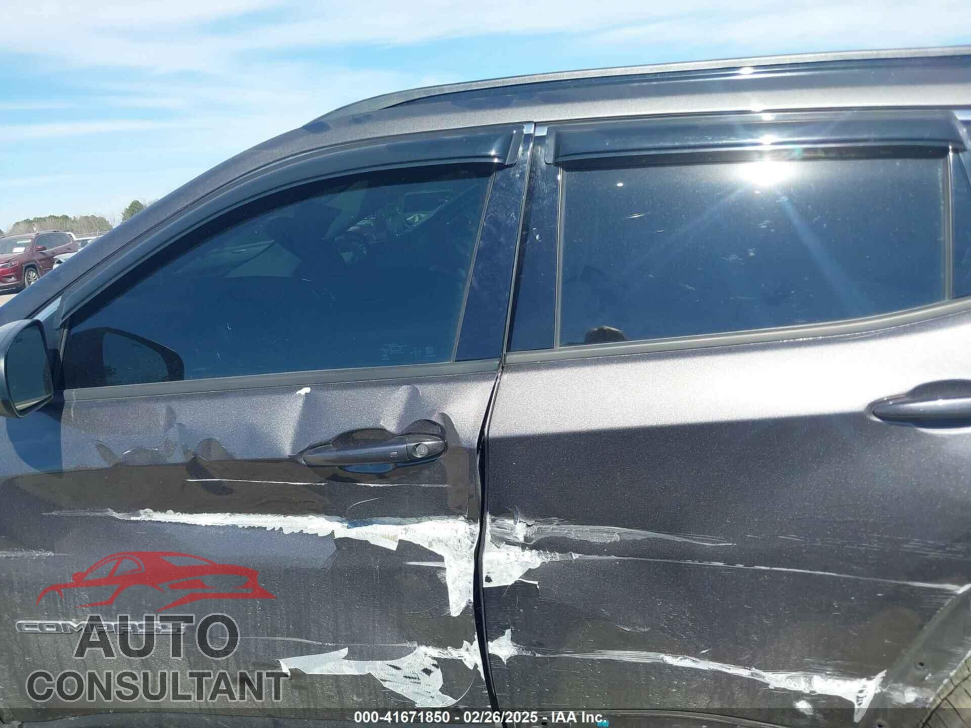 JEEP COMPASS 2018 - 3C4NJDBB2JT230751
