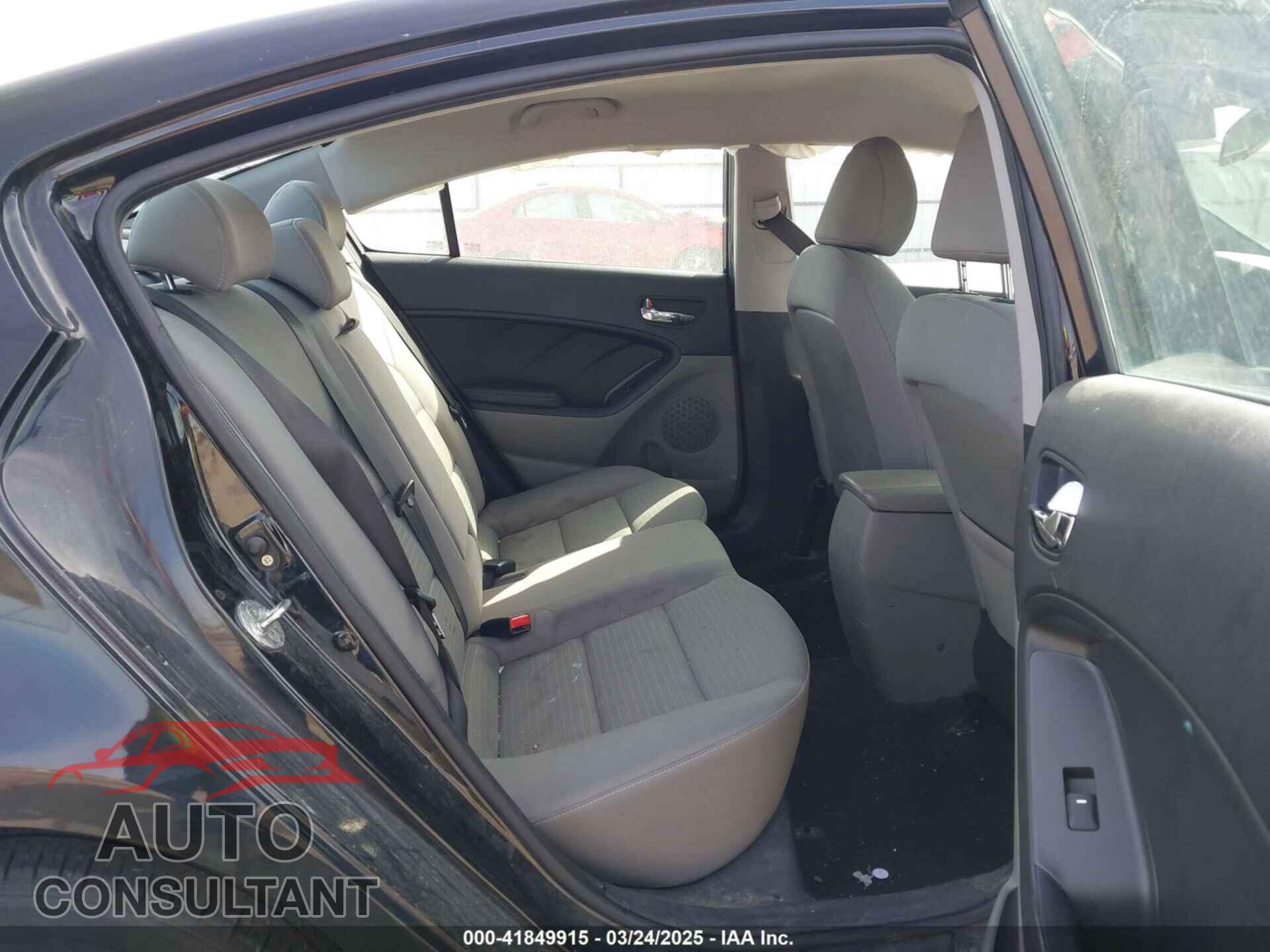 KIA FORTE 2016 - KNAFX4A64G5504271