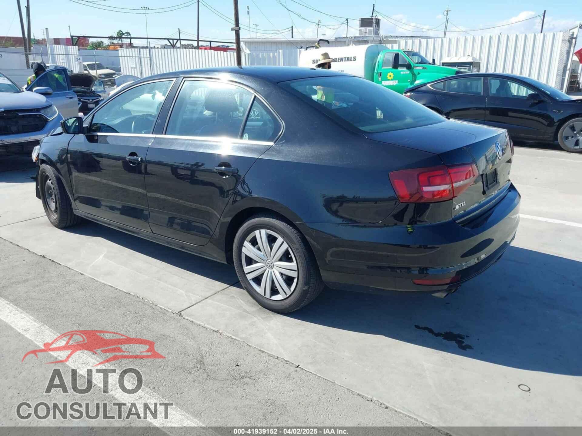 VOLKSWAGEN JETTA 2017 - 3VW2B7AJ4HM261110