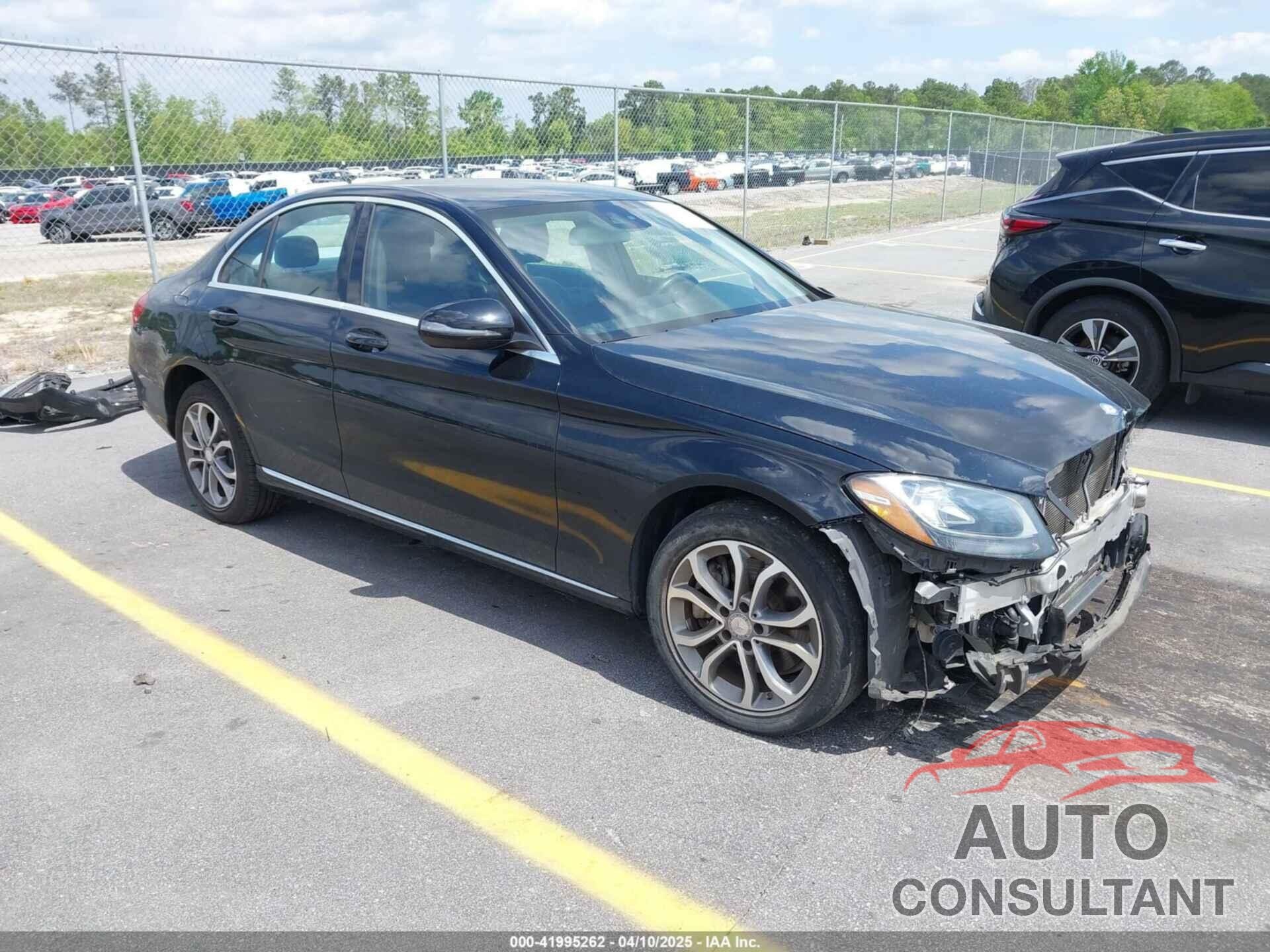 MERCEDES-BENZ C 300 2016 - 55SWF4KB5GU156415