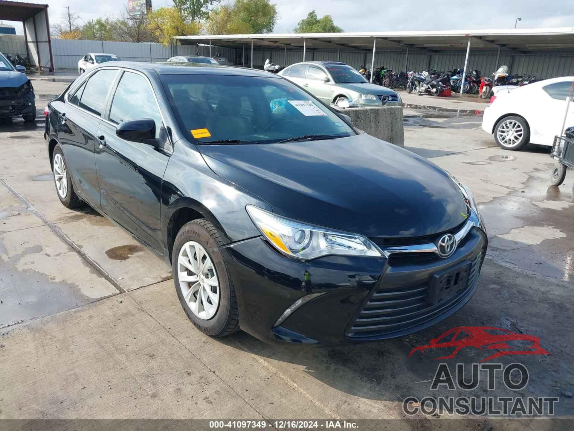 TOYOTA CAMRY 2015 - 4T4BF1FK2FR482625