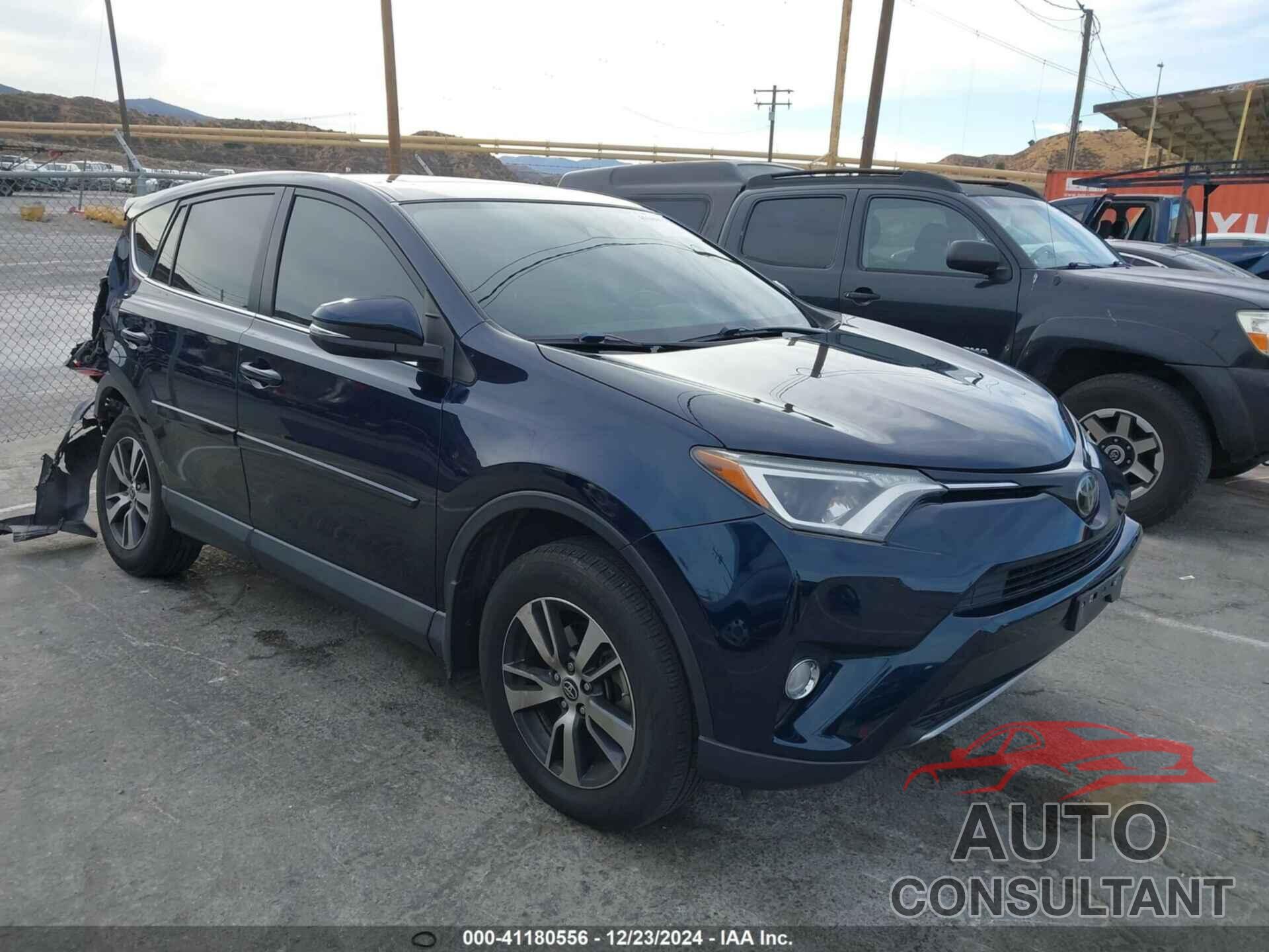 TOYOTA RAV4 2018 - JTMWFREV3JJ205177