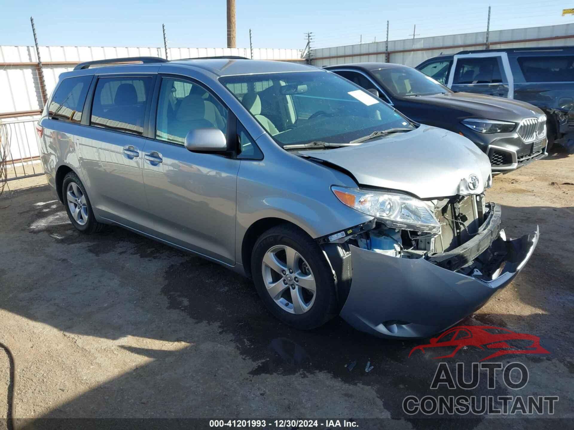 TOYOTA SIENNA 2015 - 5TDKK3DC8FS600649