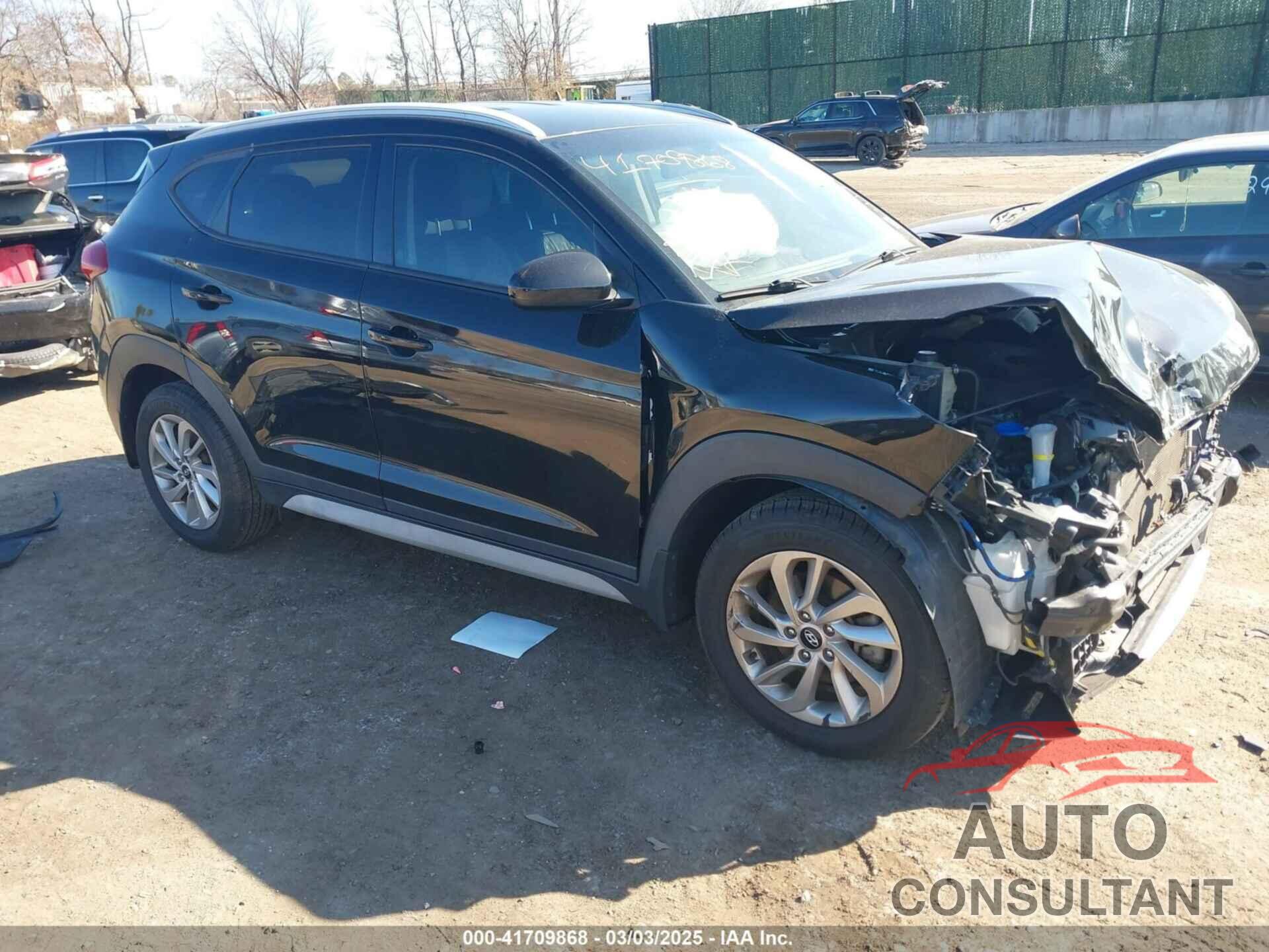 HYUNDAI TUCSON 2017 - KM8J3CA46HU554786