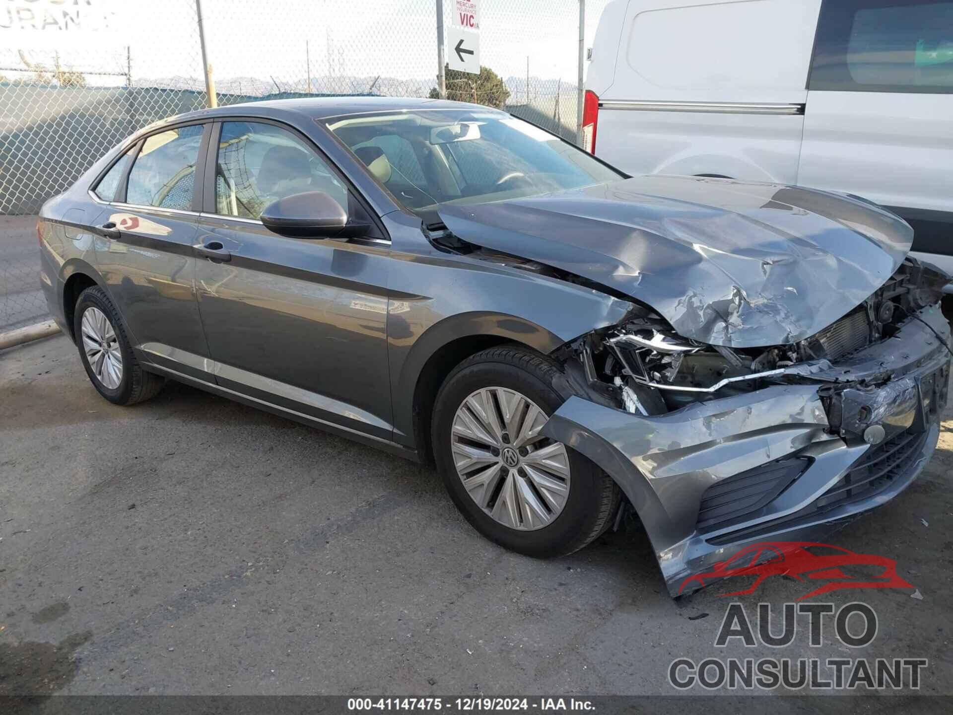 VOLKSWAGEN JETTA 2019 - 3VWC57BU8KM018413