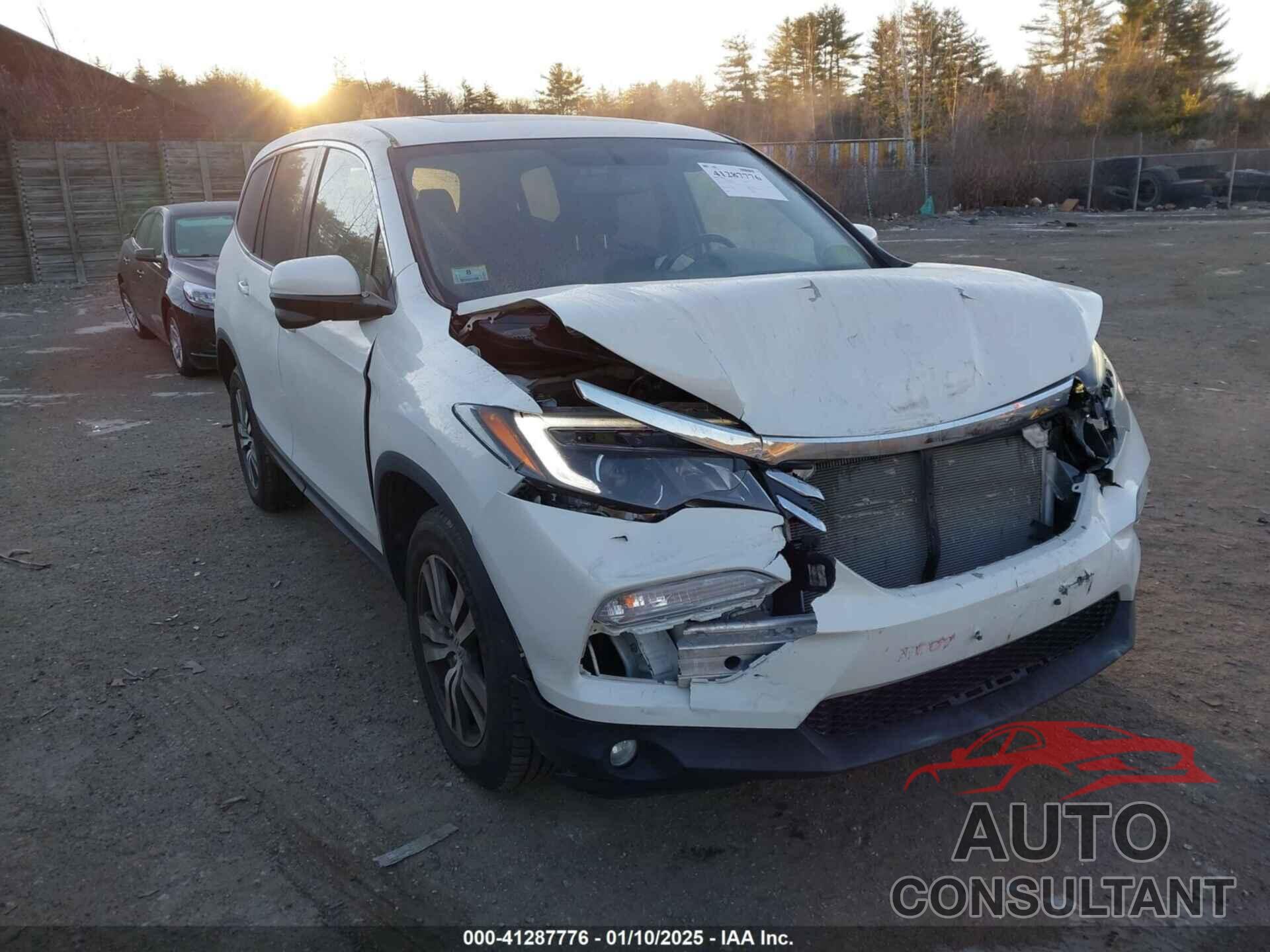 HONDA PILOT 2017 - 5FNYF6H5XHB097676