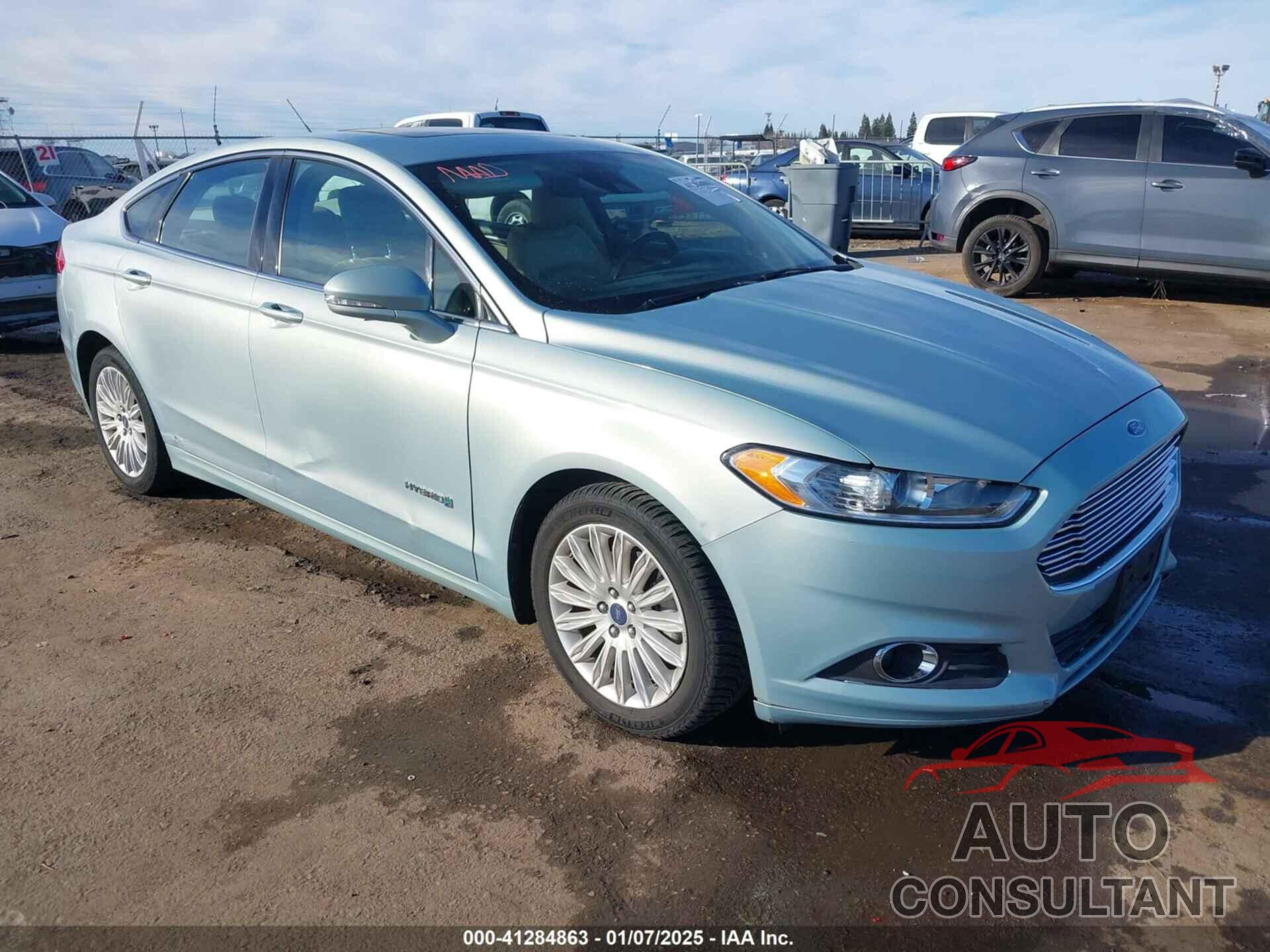 FORD FUSION HYBRID 2013 - 3FA6P0LU1DR242618