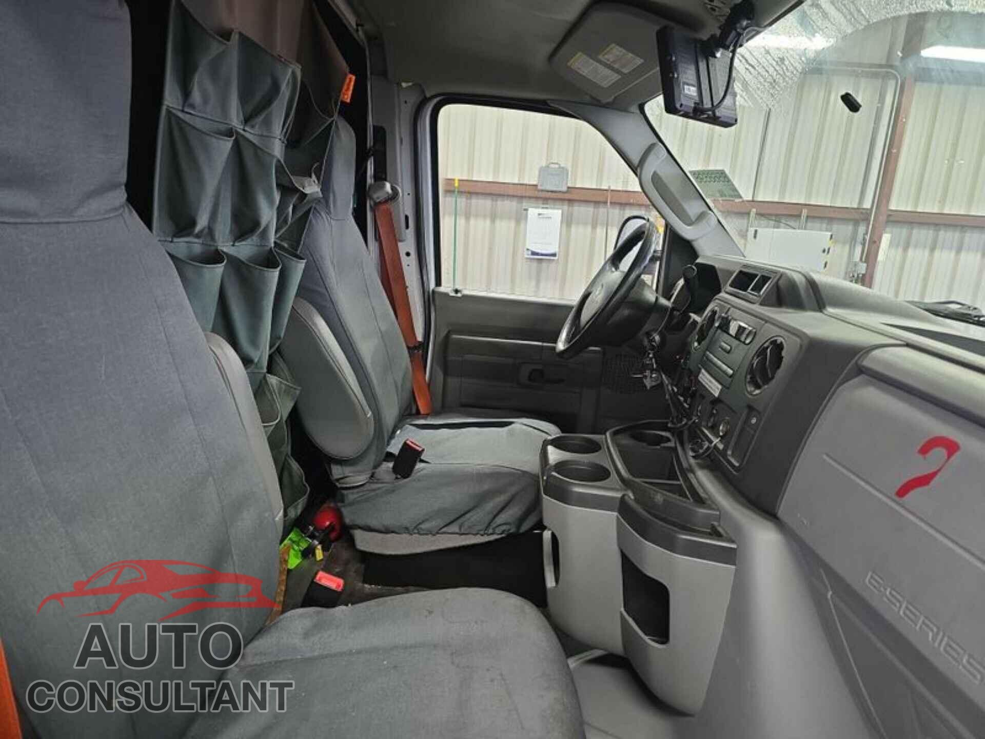 FORD E-450 CUTAWAY 2018 - 1FDXE4FS6JDC18921