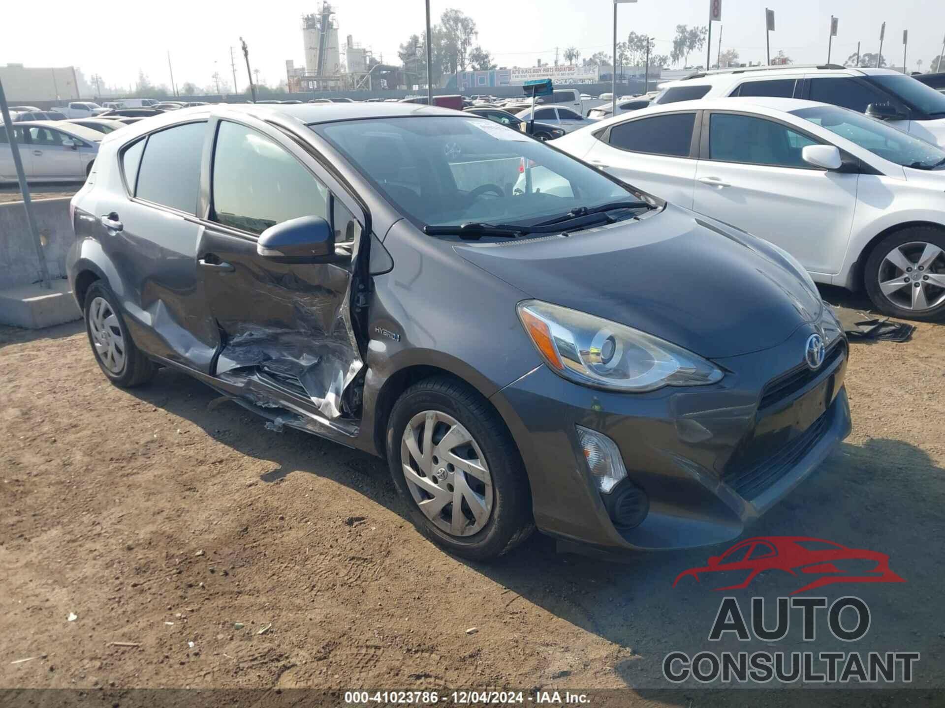 TOYOTA PRIUS C 2015 - JTDKDTB37F1112125