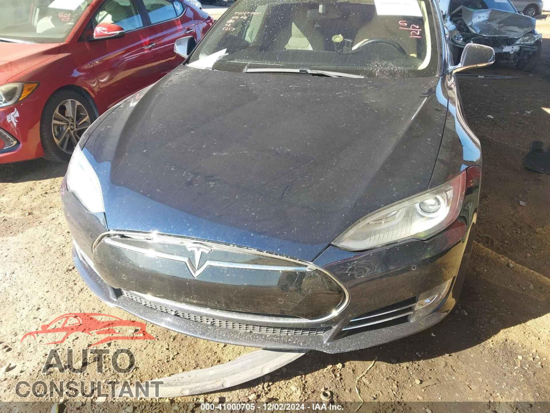 TESLA MODEL S 2014 - 5YJSA1H13EFP45357