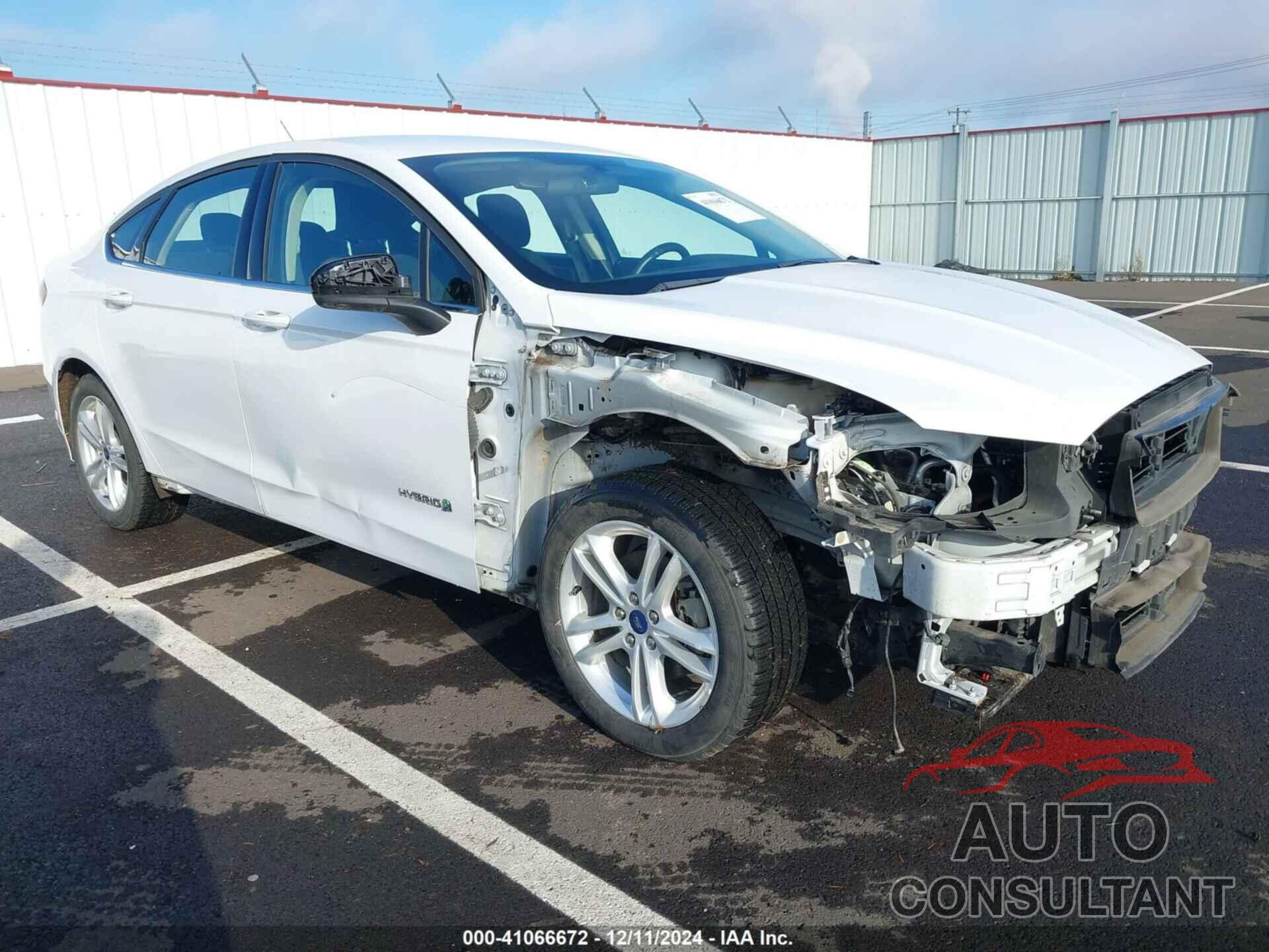 FORD FUSION HYBRID 2018 - 3FA6P0LU4JR269467