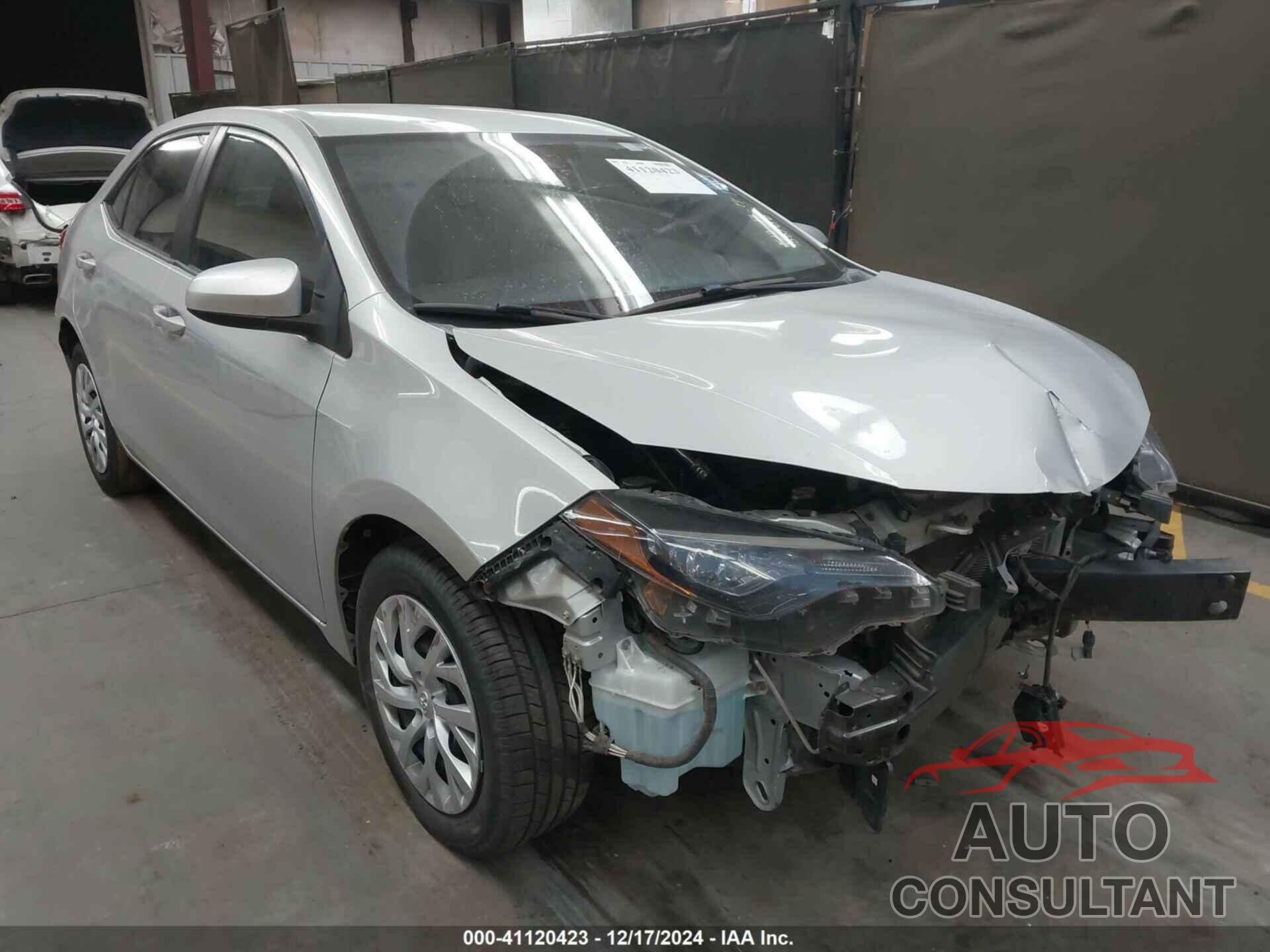 TOYOTA COROLLA 2018 - 2T1BURHEXJC106108