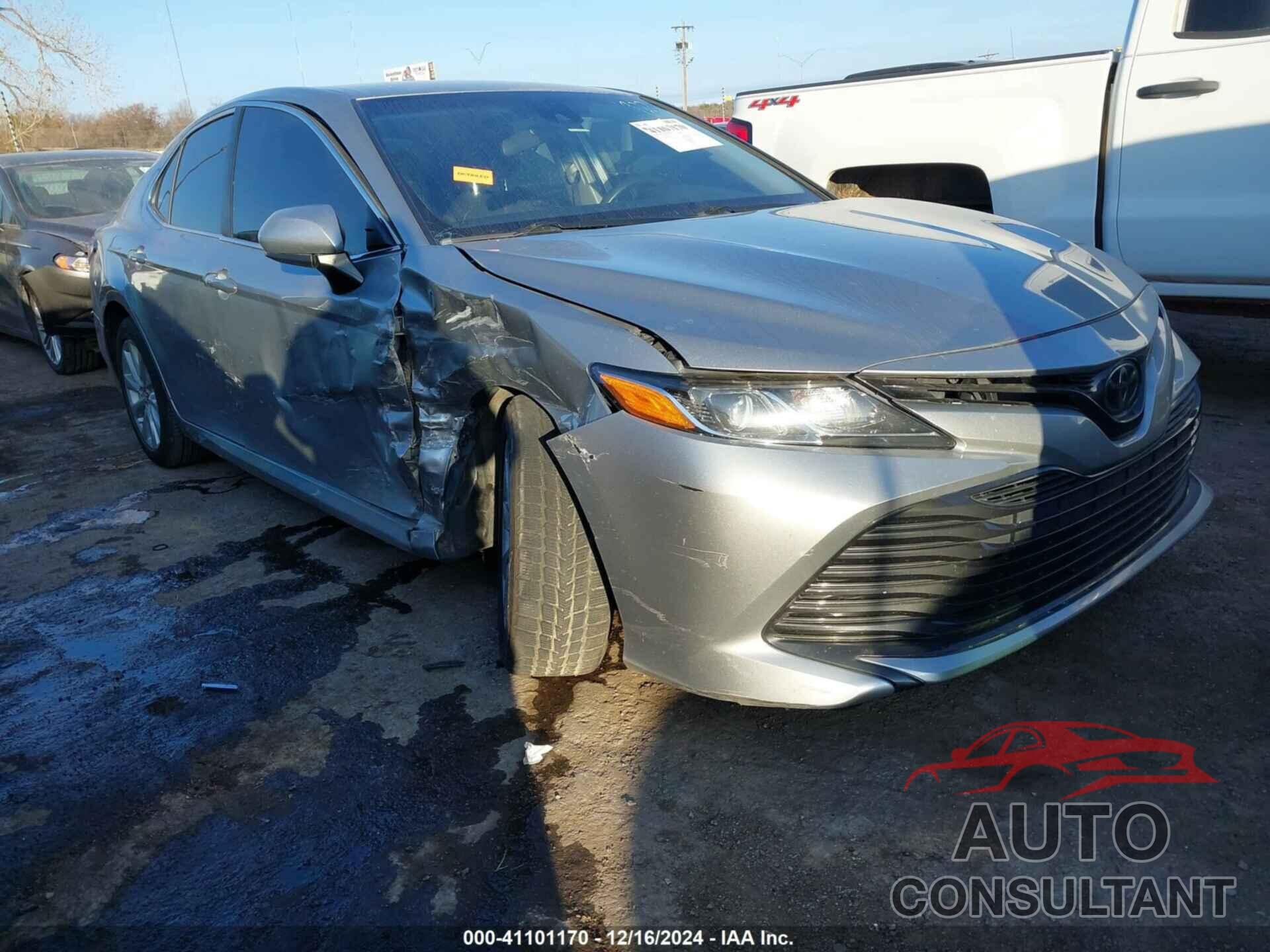 TOYOTA CAMRY 2019 - 4T1B11HK3KU691923