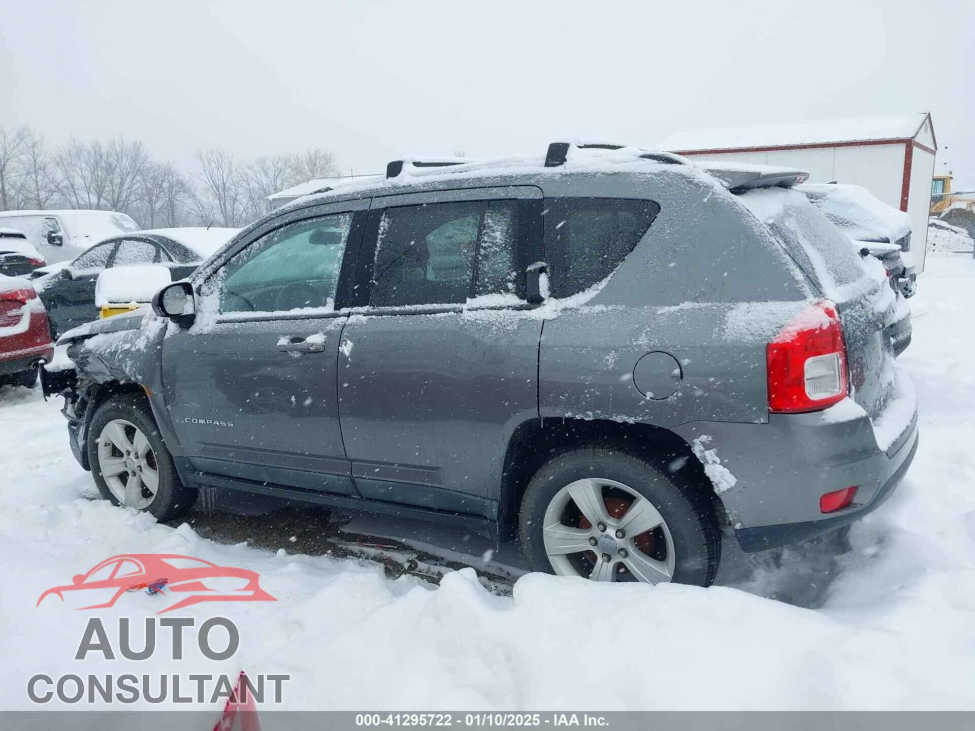 JEEP COMPASS 2011 - 1J4NT1FA5BD261018