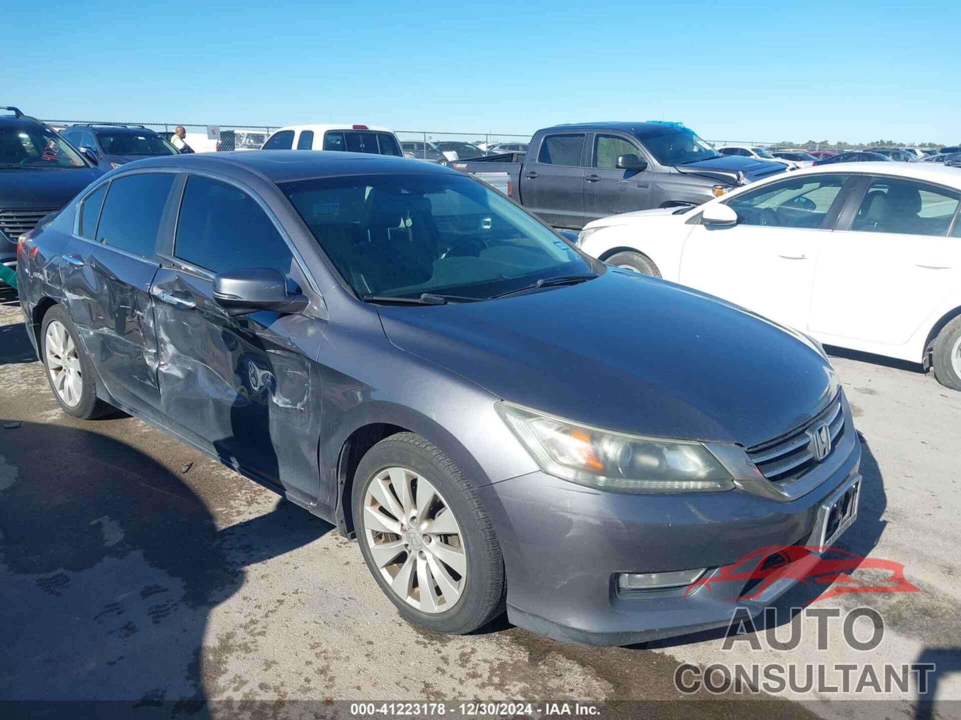 HONDA ACCORD 2013 - 1HGCR2F83DA035628