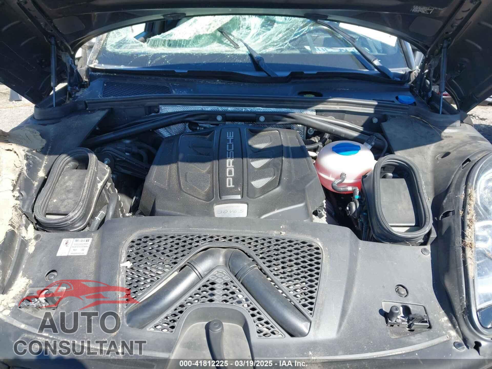 PORSCHE MACAN 2015 - WP1AB2A54FLB72882