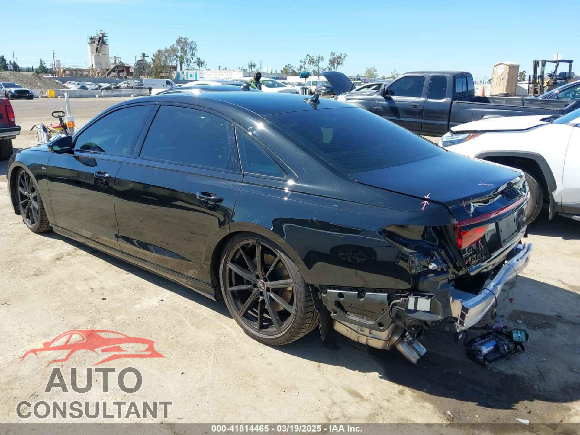 AUDI A8 2024 - WAULDAF88RN014956