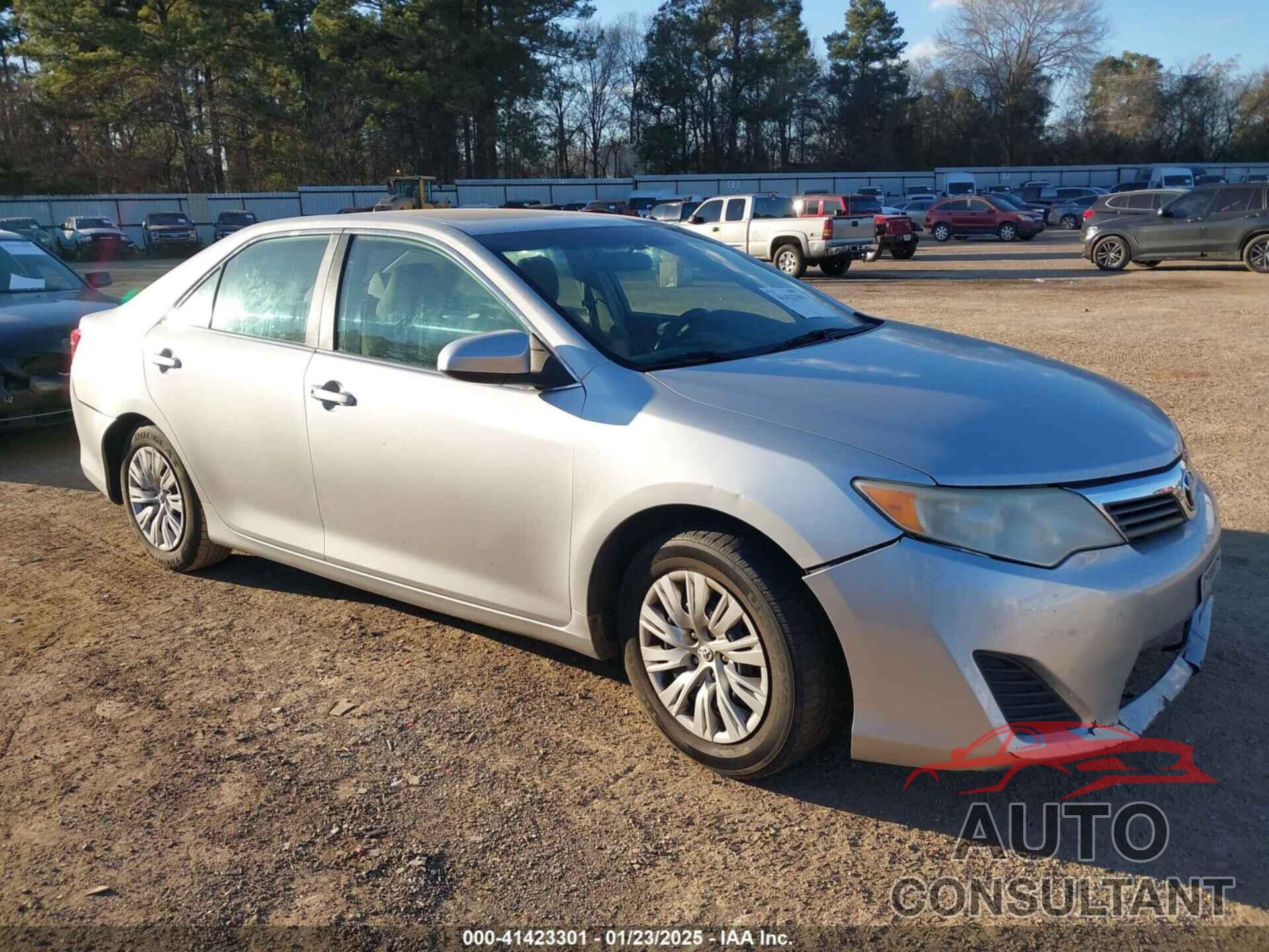 TOYOTA CAMRY 2014 - 4T4BF1FK2ER440325