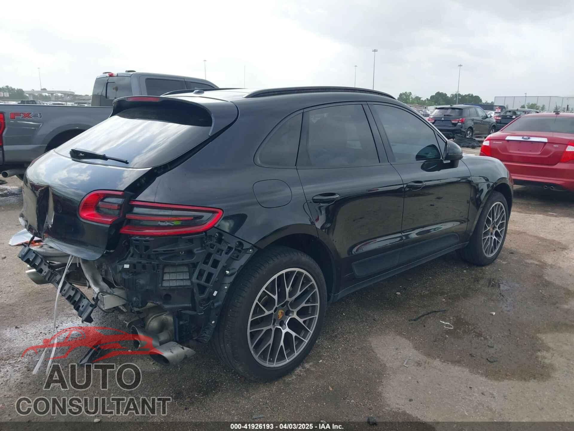PORSCHE MACAN 2016 - WP1AB2A57GLB54670