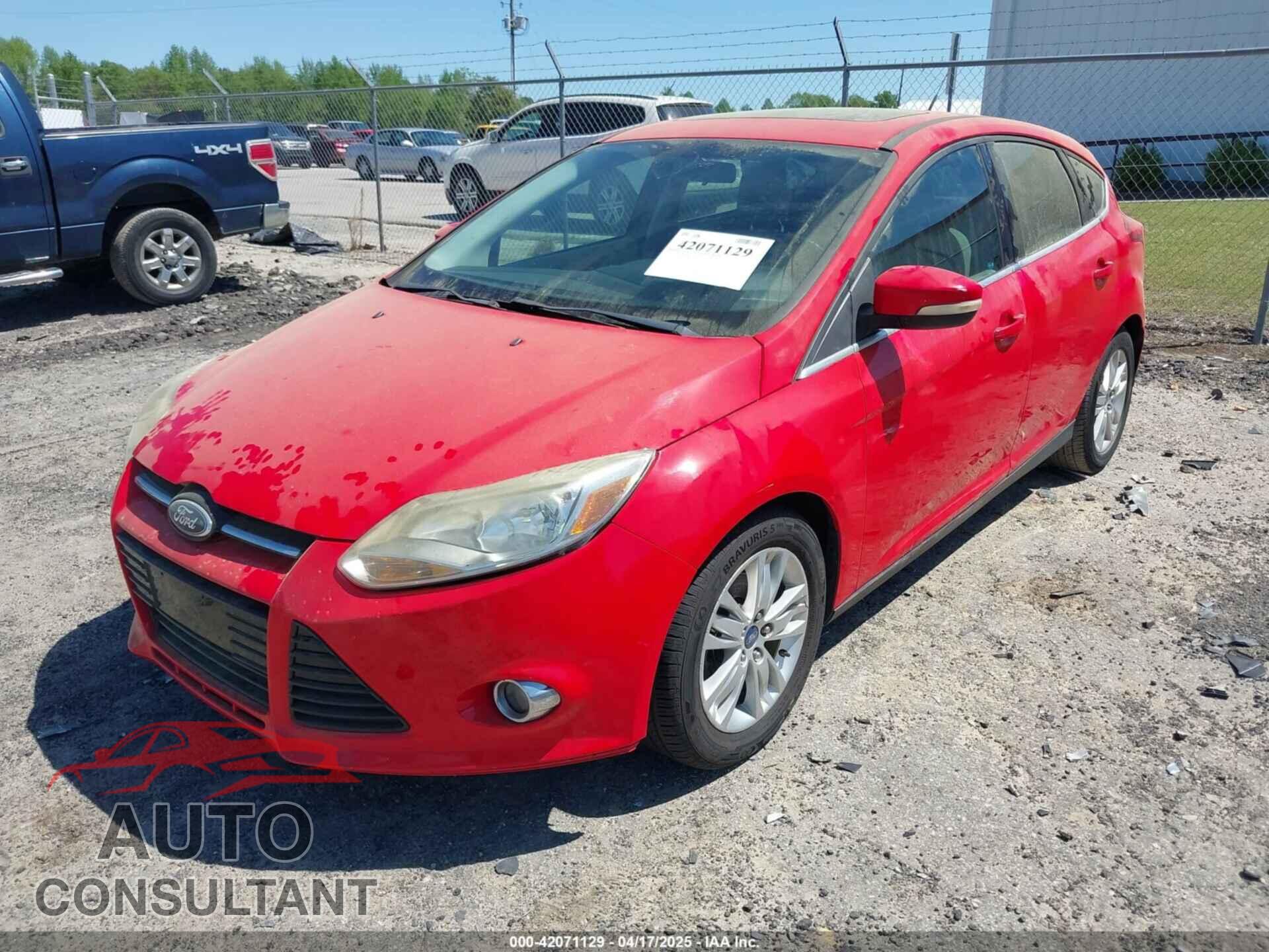 FORD FOCUS 2012 - 1FAHP3M22CL213780
