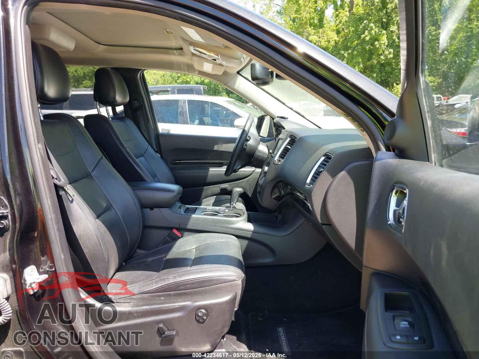 DODGE DURANGO 2013 - 1C4RDJEG6DC688209