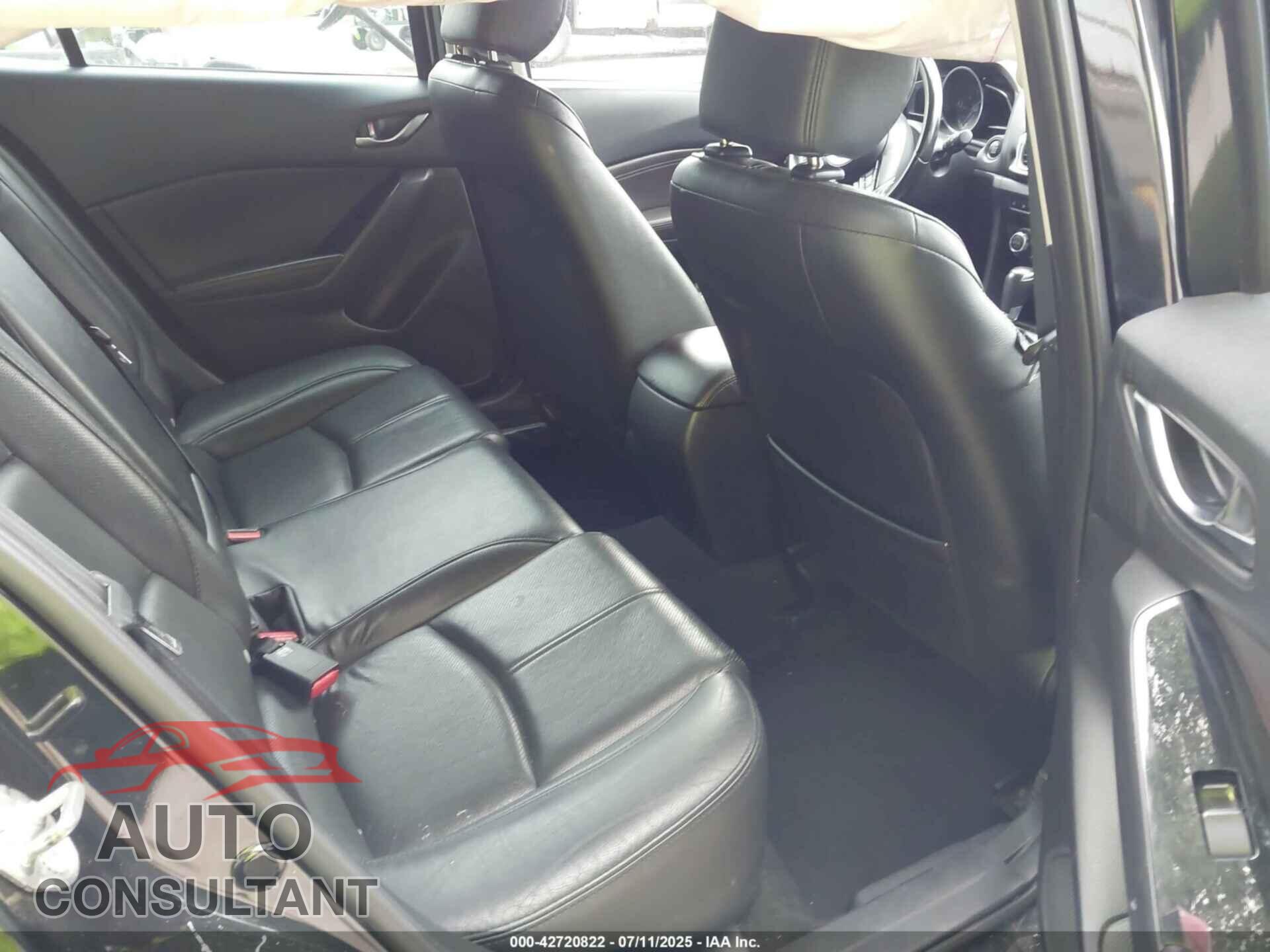 MAZDA MAZDA3 2017 - JM1BN1M31H1121114