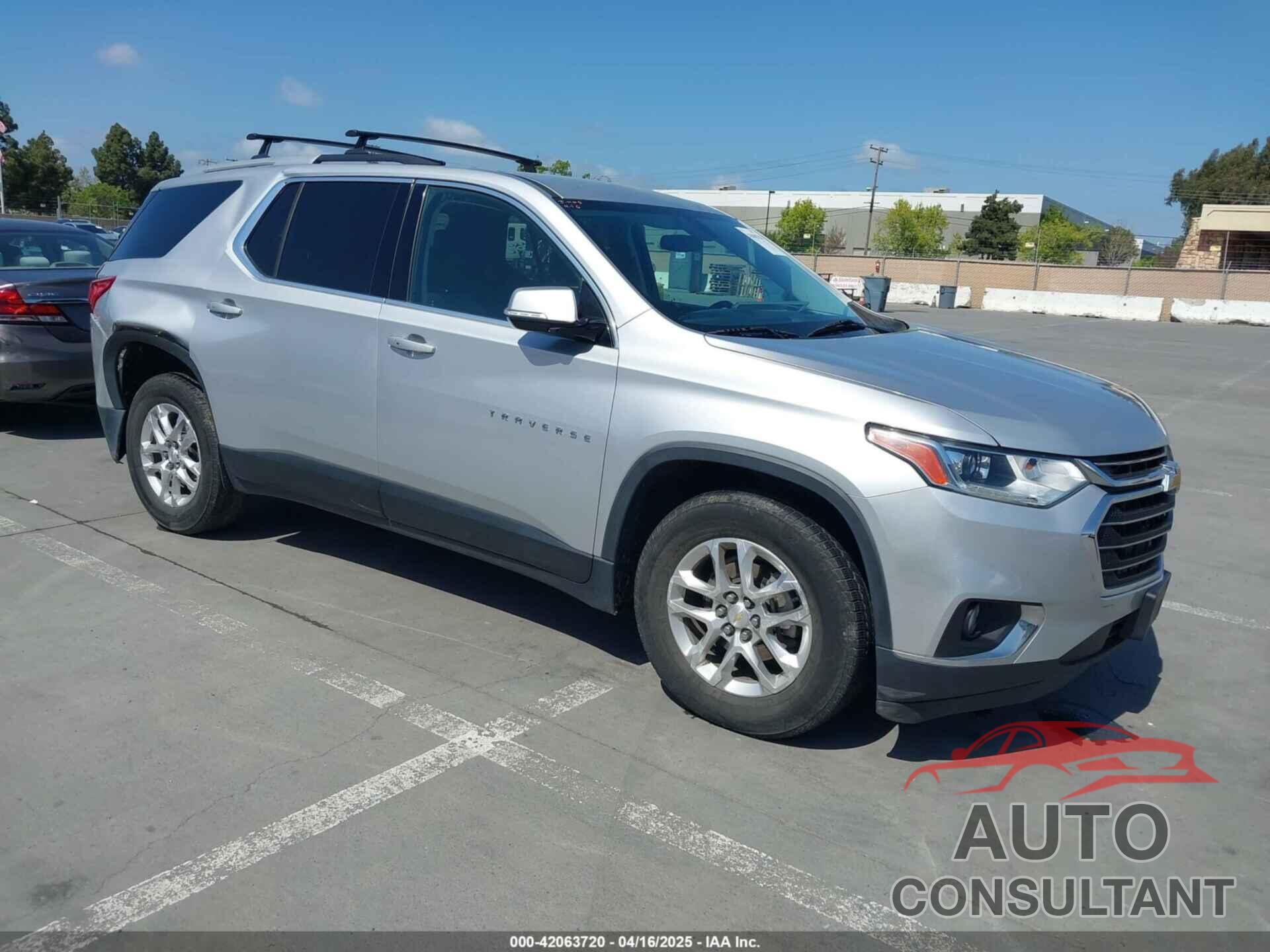 CHEVROLET TRAVERSE 2018 - 1GNEVGKW6JJ260309