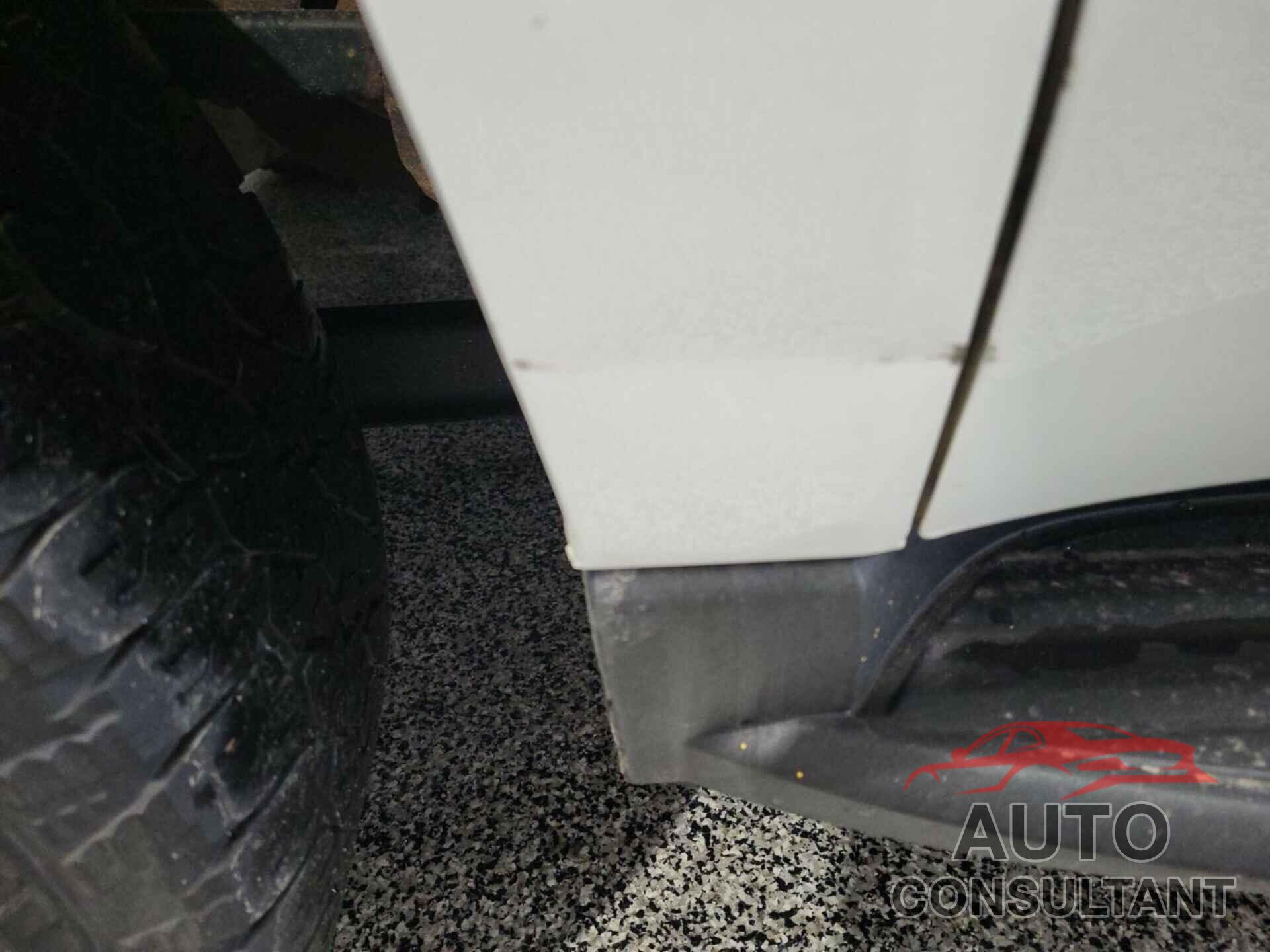 CHEVROLET SUBURBAN 2018 - 1GNSKGKC9JR353196
