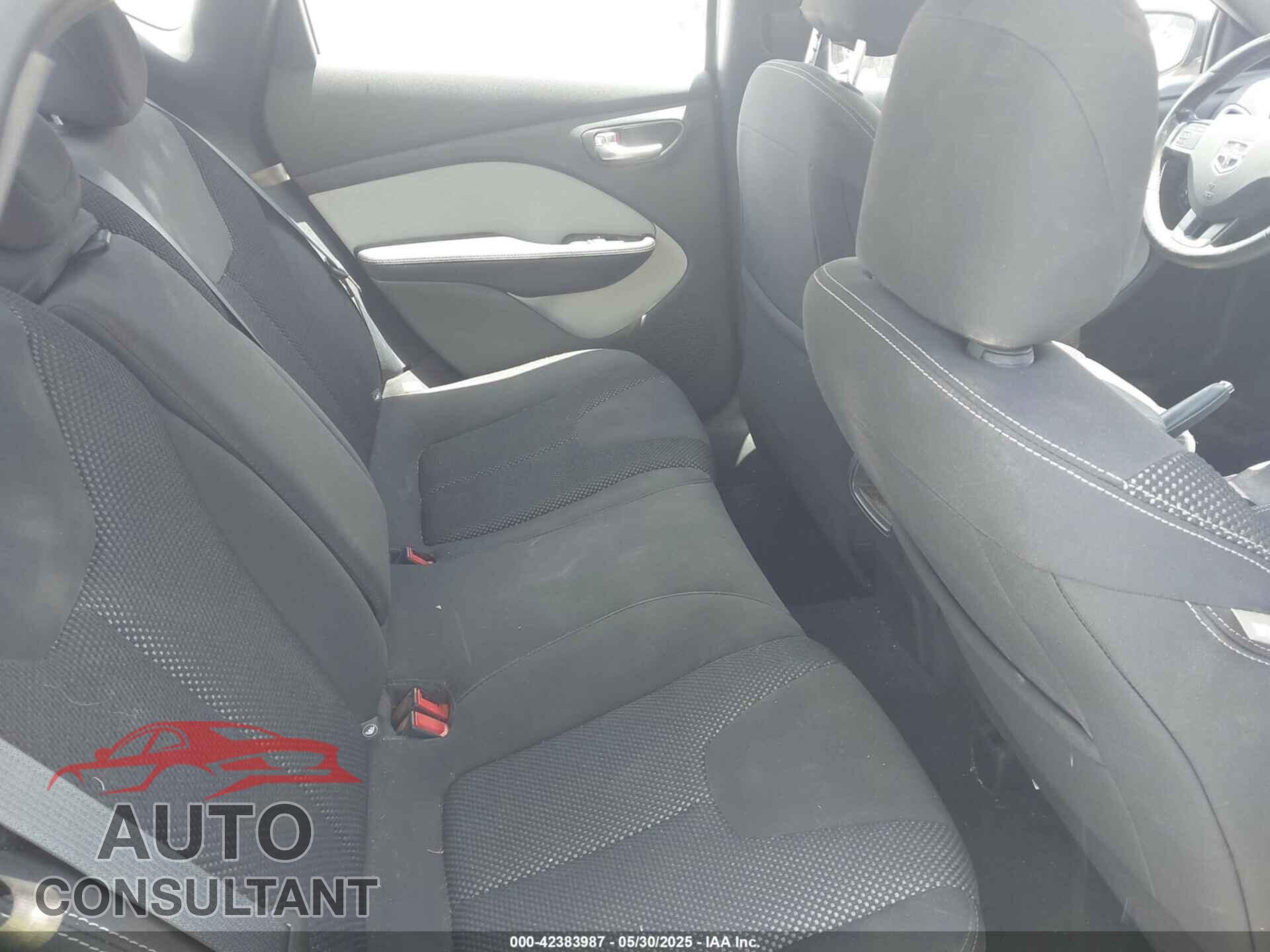 DODGE DART 2015 - 1C3CDFBB0FD391529