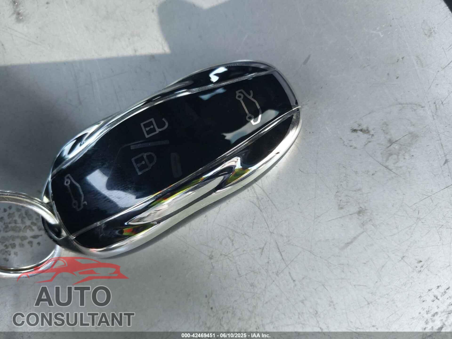 TESLA MODEL S 2016 - 5YJSA1E16GF156312