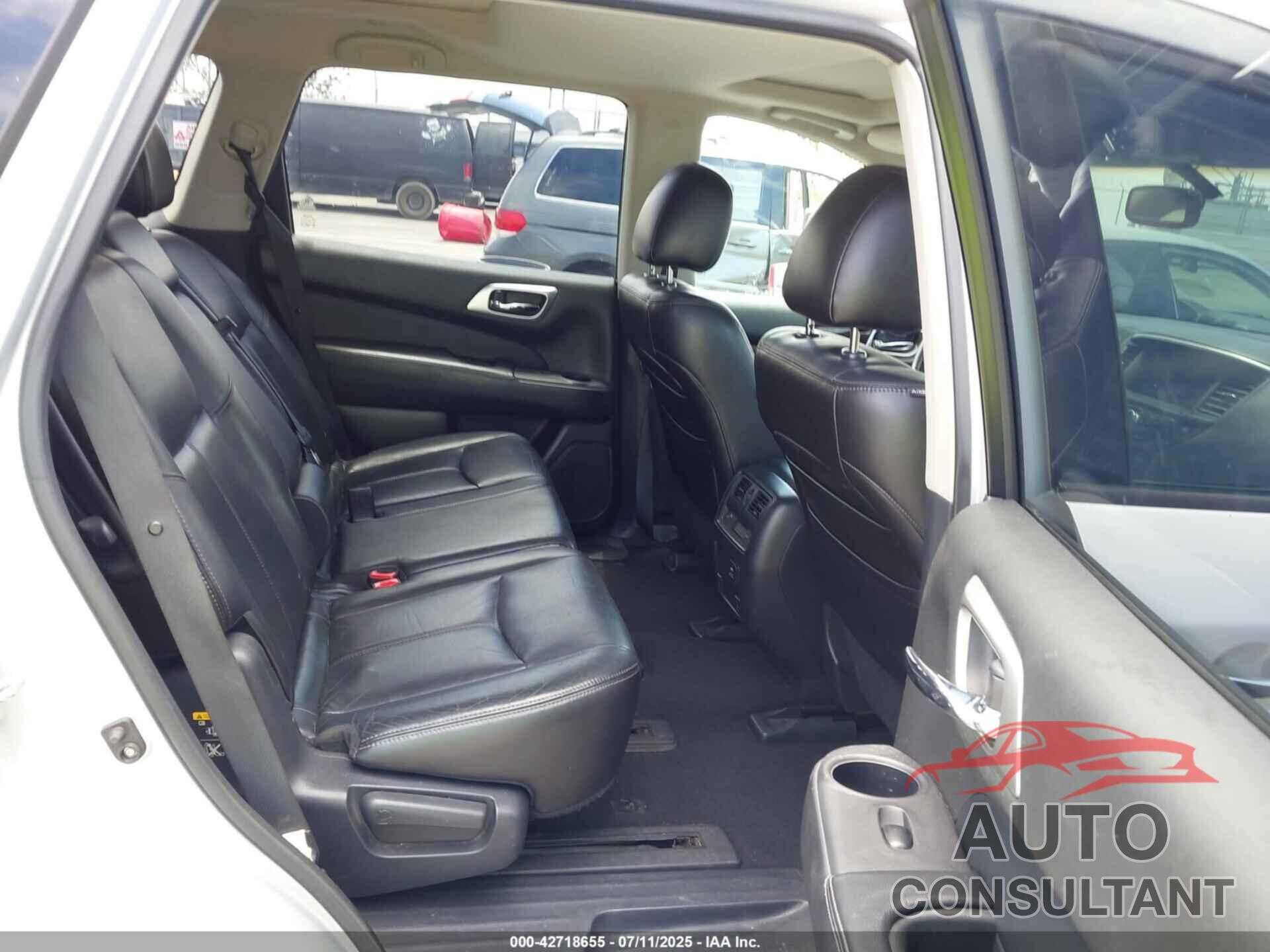 NISSAN PATHFINDER 2013 - 5N1AR2MM9DC614001