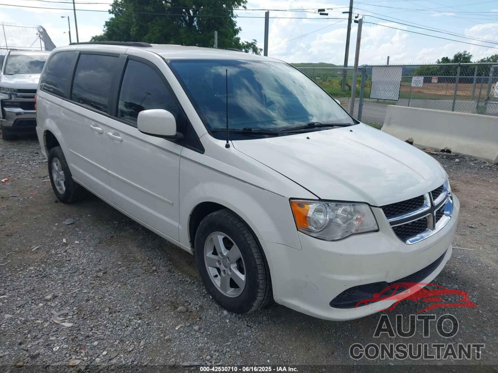 DODGE GRAND CARAVAN 2011 - 2D4RN3DG8BR639479