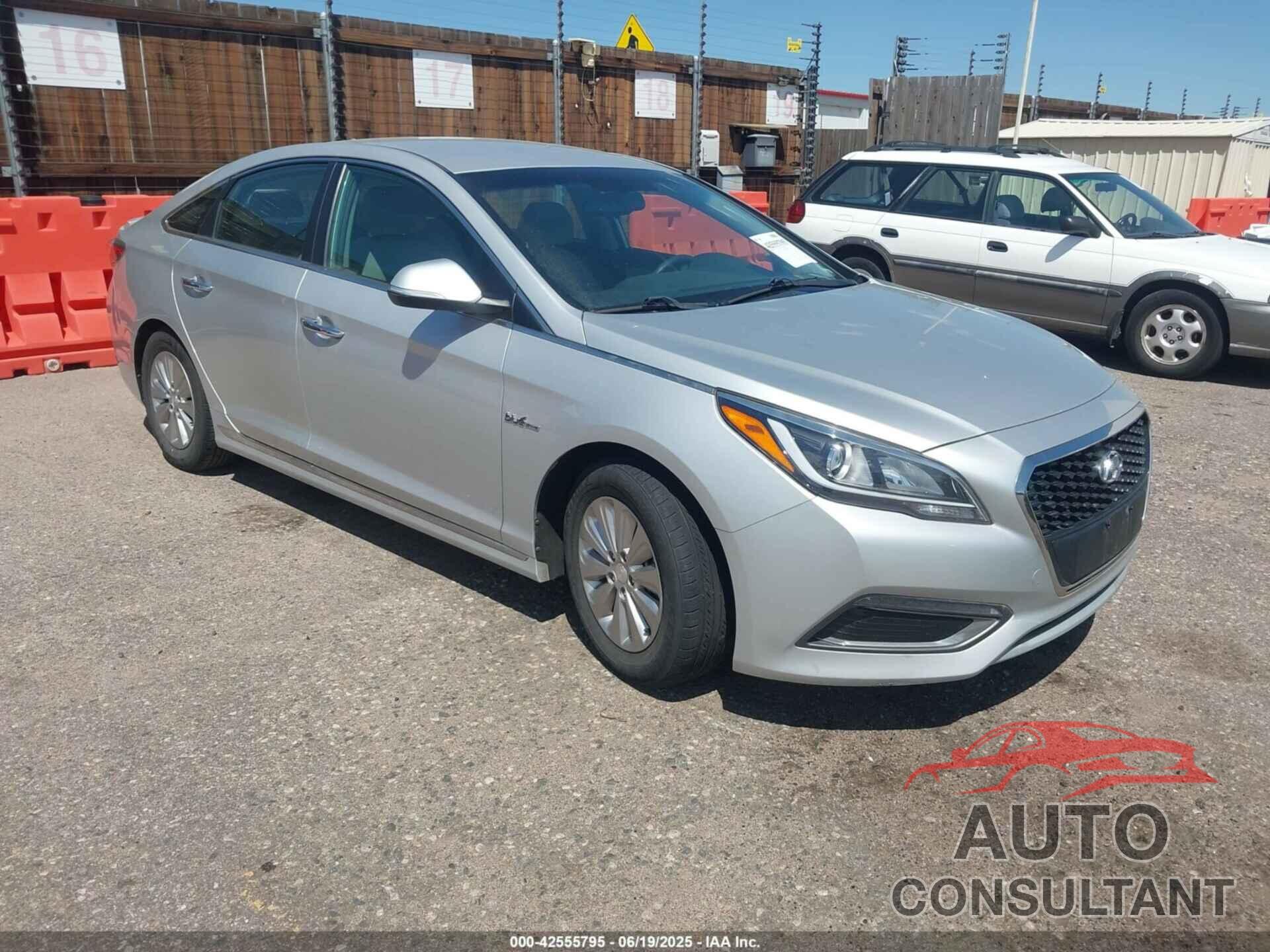 HYUNDAI SONATA HYBRID 2016 - KMHE24L10GA013679