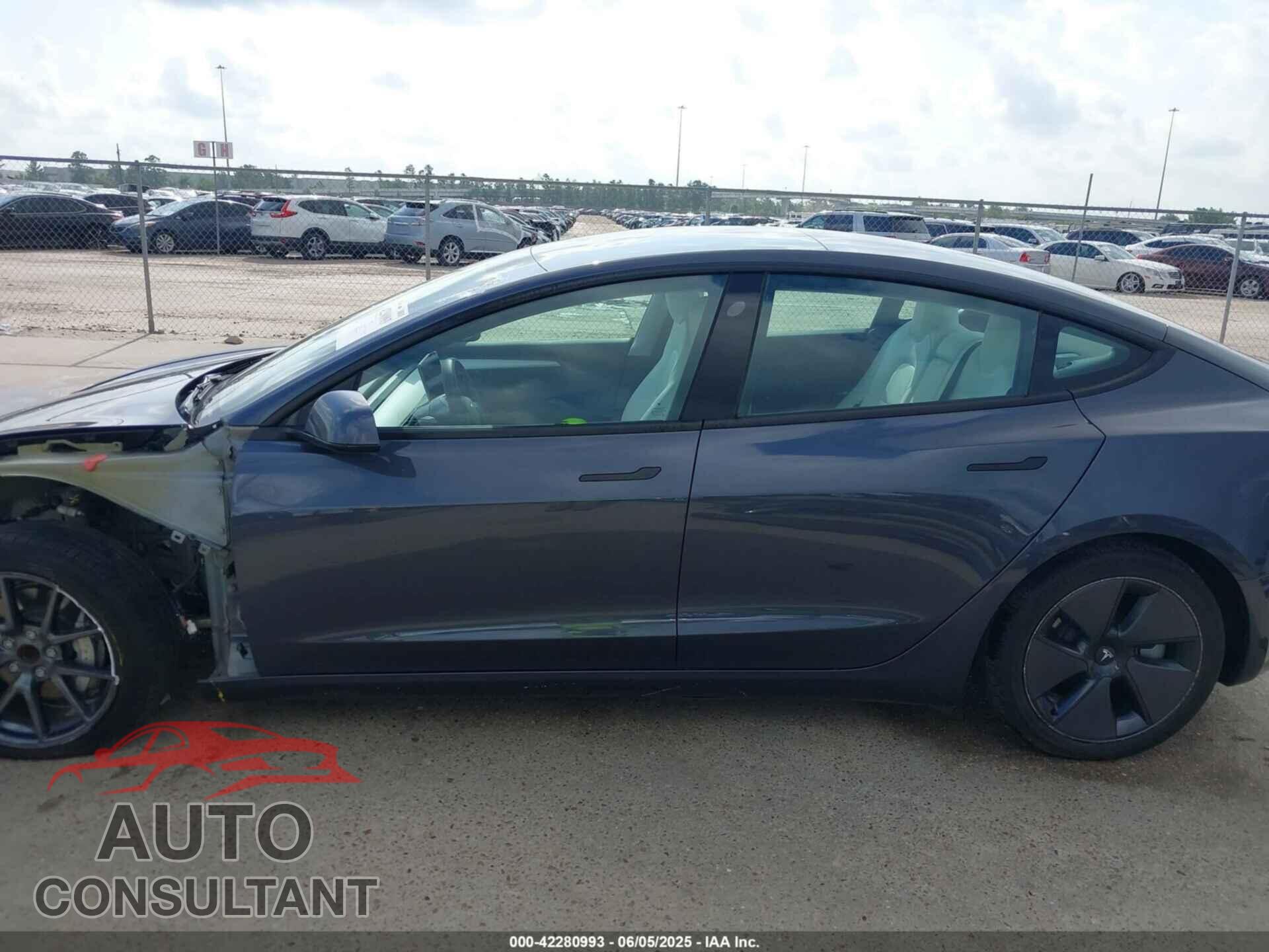 TESLA MODEL 3 2023 - 5YJ3E1EA7PF567906